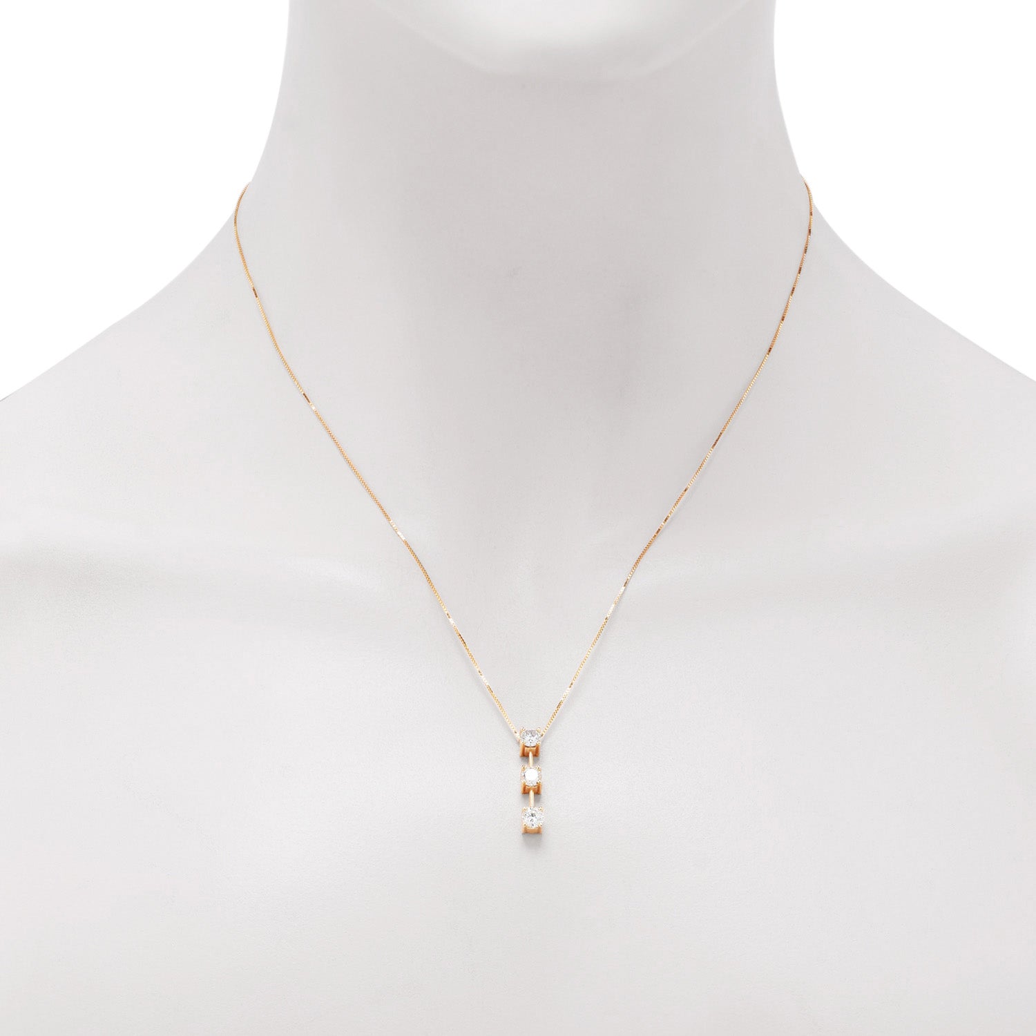 Estate Three Diamond Necklace in 14kt Yellow Gold (7/8ct tw)