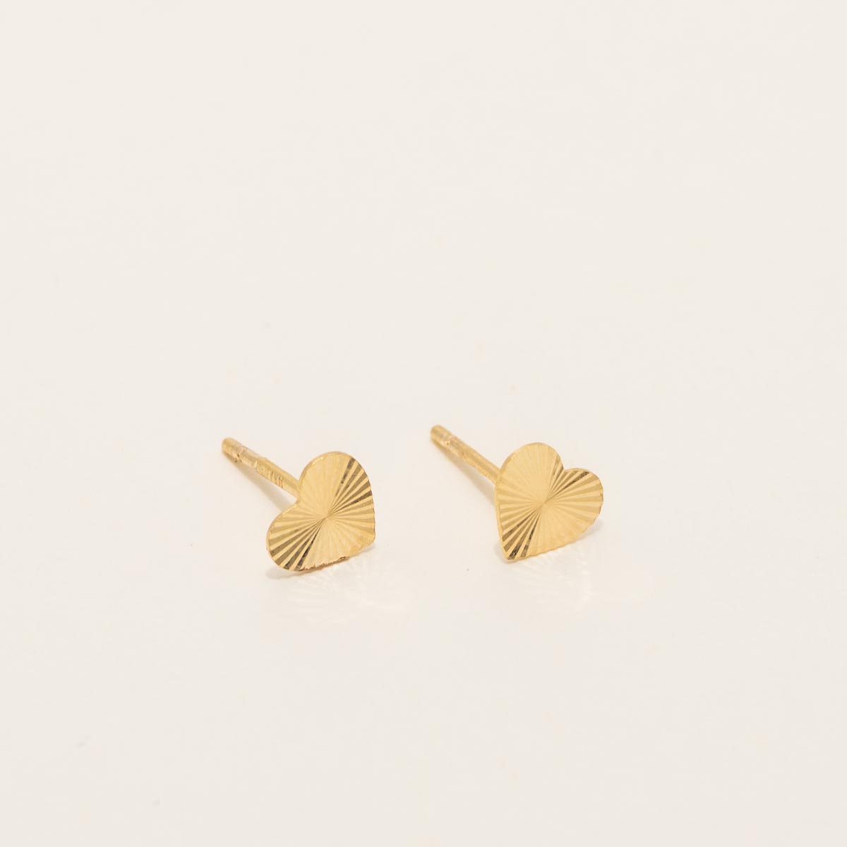 Diamond Cut Heart Stud Earrings in 14kt Yellow Gold
