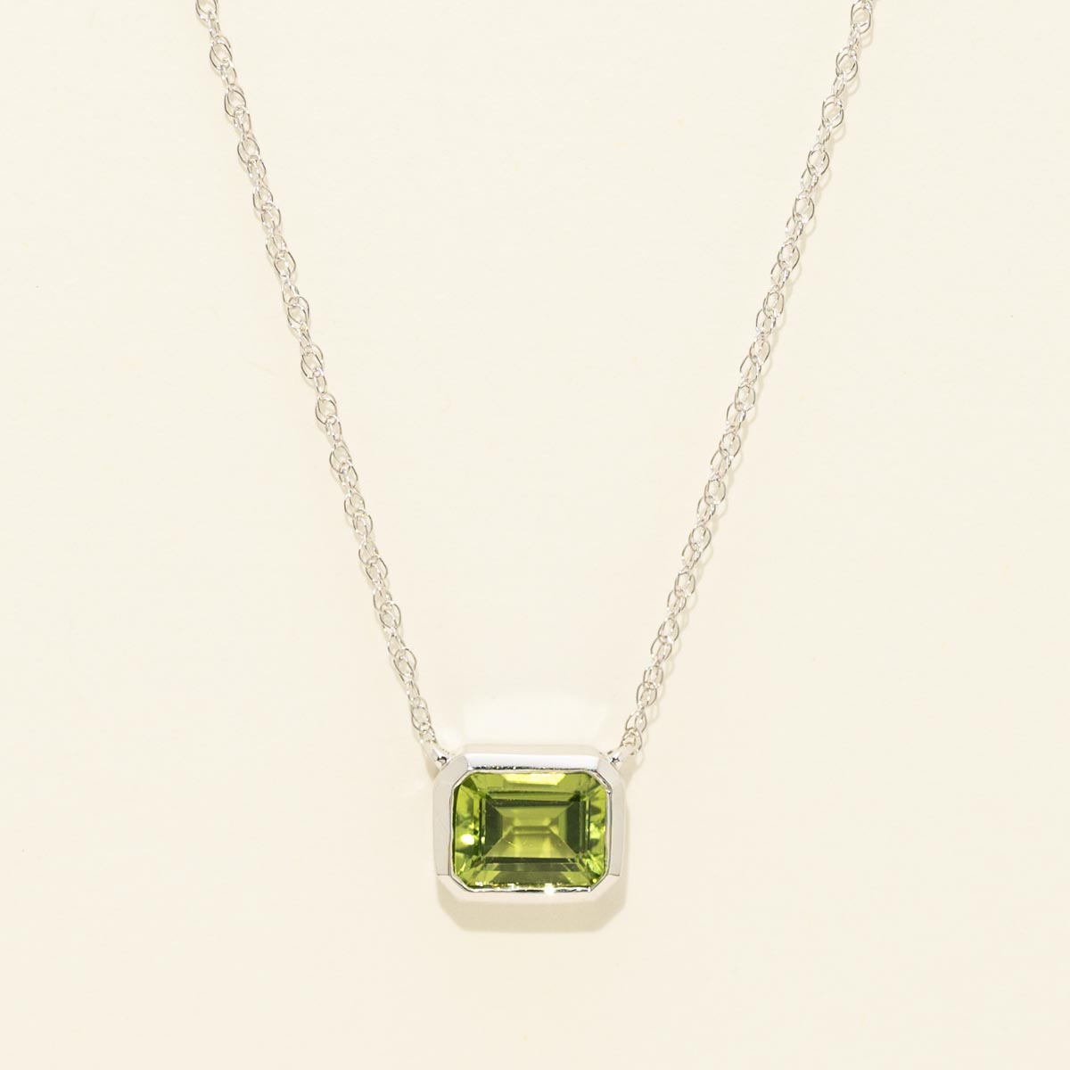 Emerald Cut Peridot Bezel Necklace in 14kt White Gold – Day's Jewelers