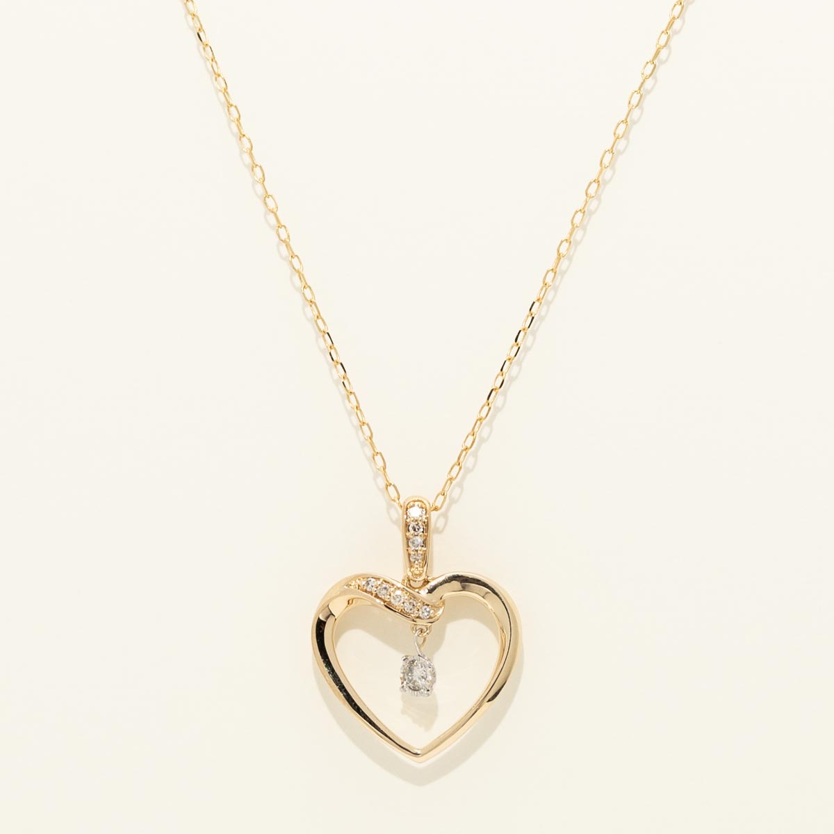 Diamond Heart Necklace in 10kt Yellow Gold (1/10ct tw), image size:1200x1200