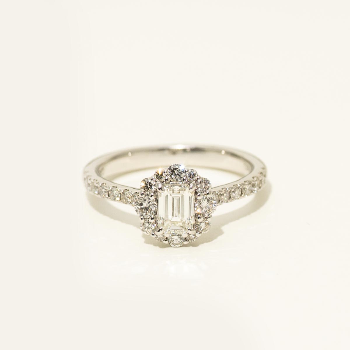 Emerald Cut Diamond Halo Engagement Ring in 14kt White Gold (1 1/10ct tw)