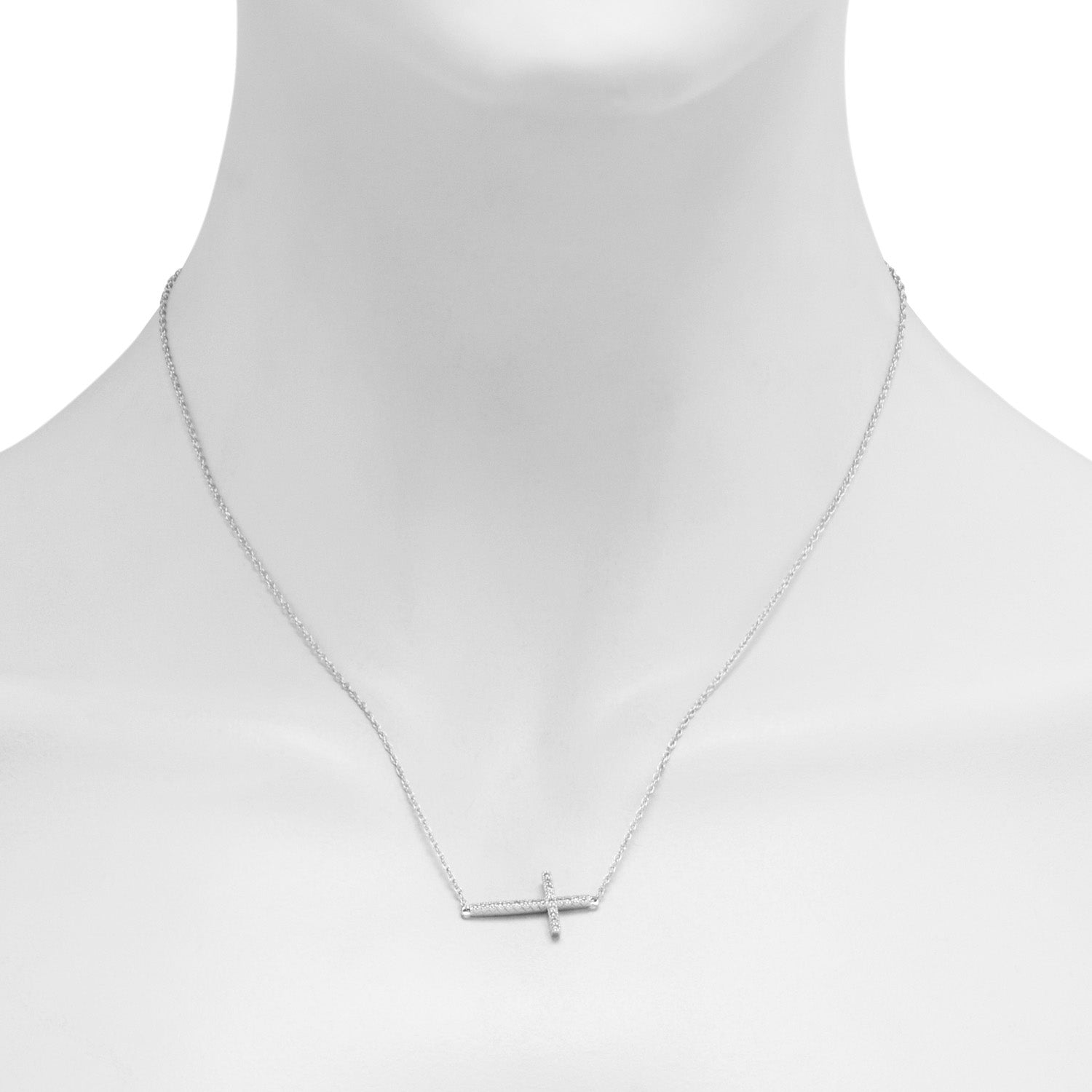 Diamond Cross Necklace in 14kt White Gold (1/10ct tw)