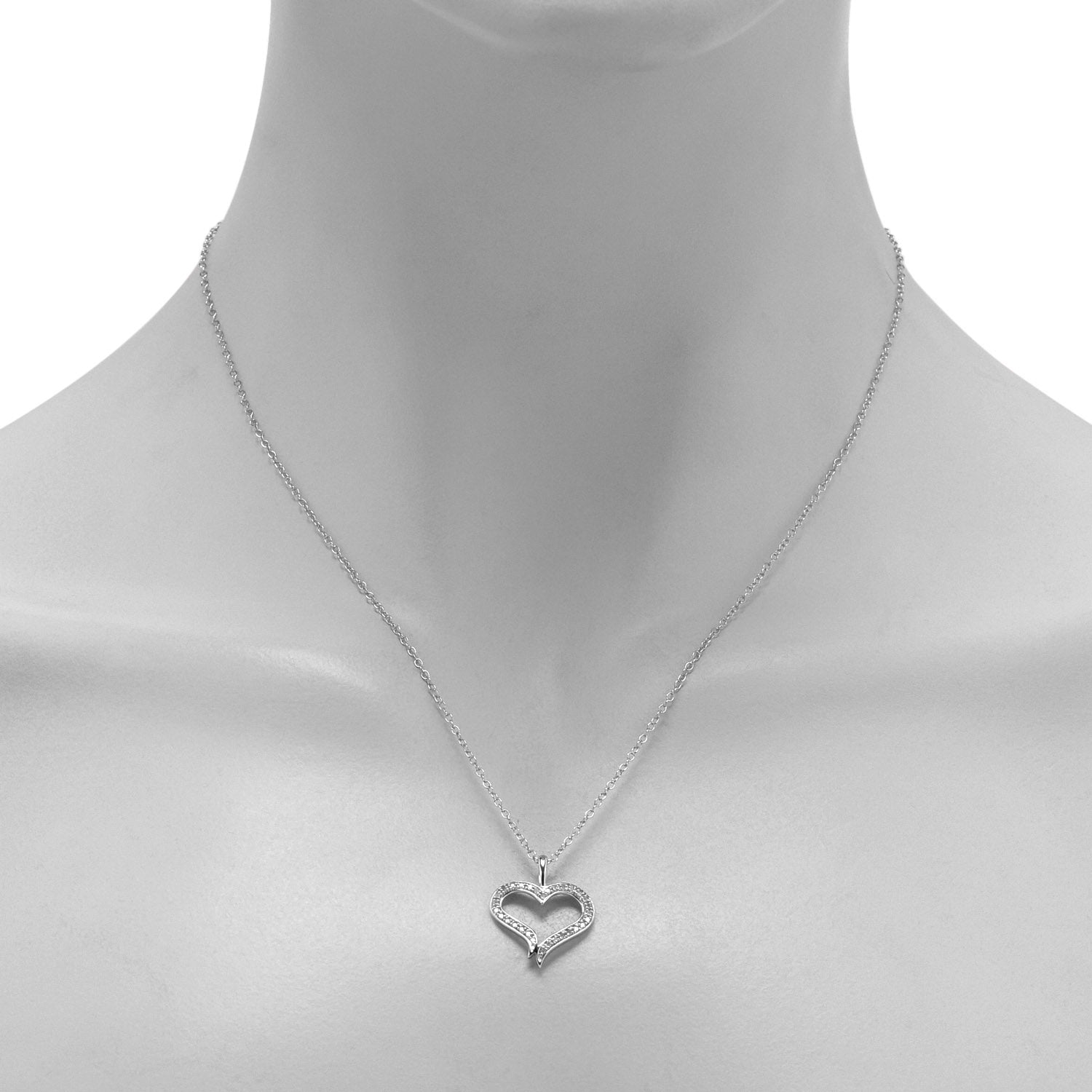 Diamond Heart Necklace in Sterling Silver (1/10ct tw)