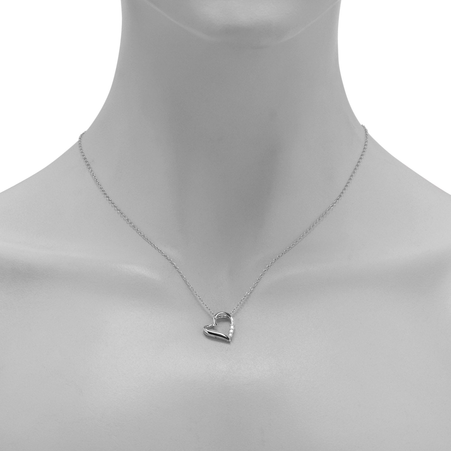 Diamond Heart Necklace in Sterling Silver (1/10ct tw)