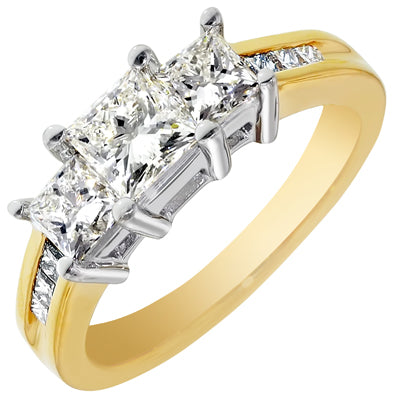 Princess Cut Diamond Three Stone Ring in 14kt Yellow Gold (1 1/2ct tw)