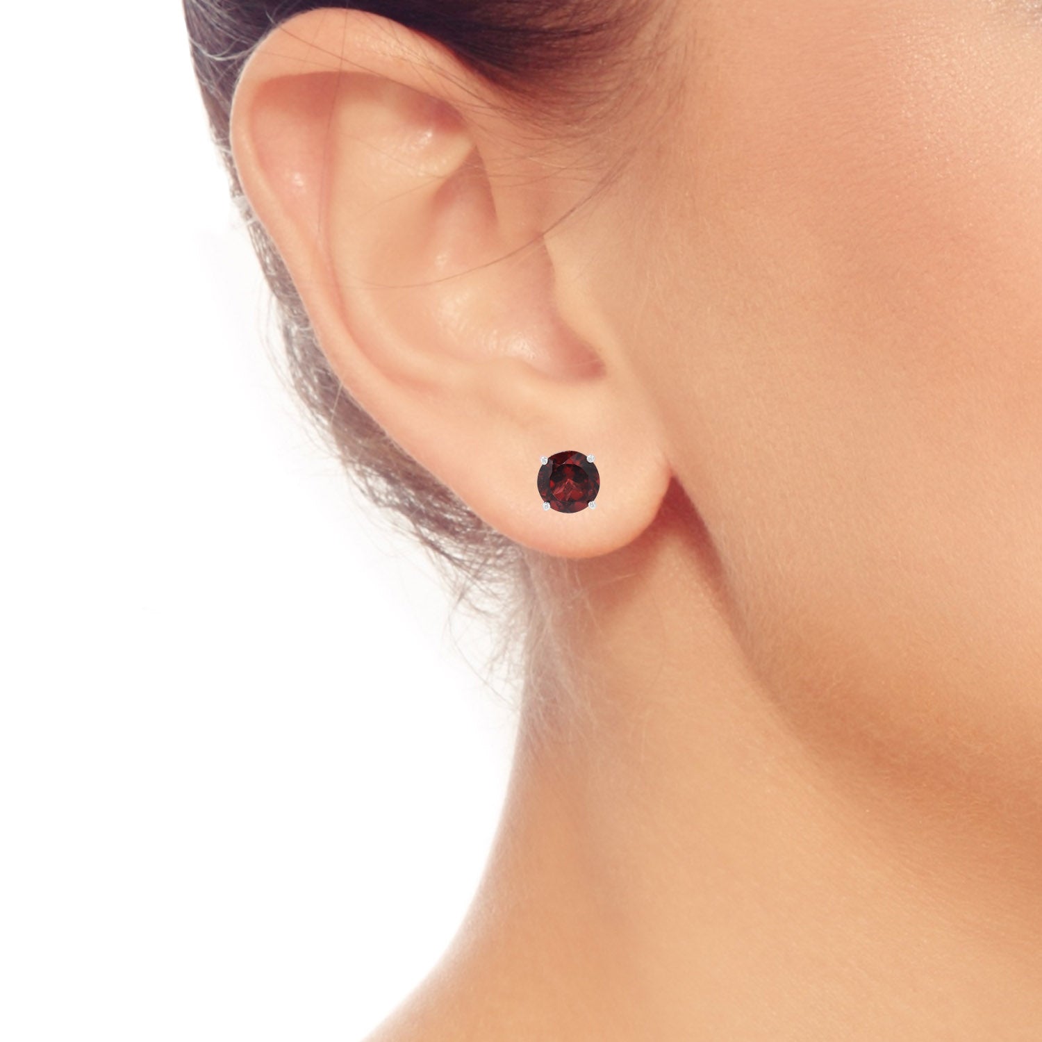 Garnet Stud Earrings in 14kt White Gold