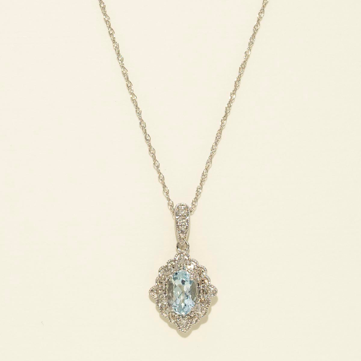 Oval Aquamarine Necklace in 10kt White Gold with Diamonds (1/7ct tw)