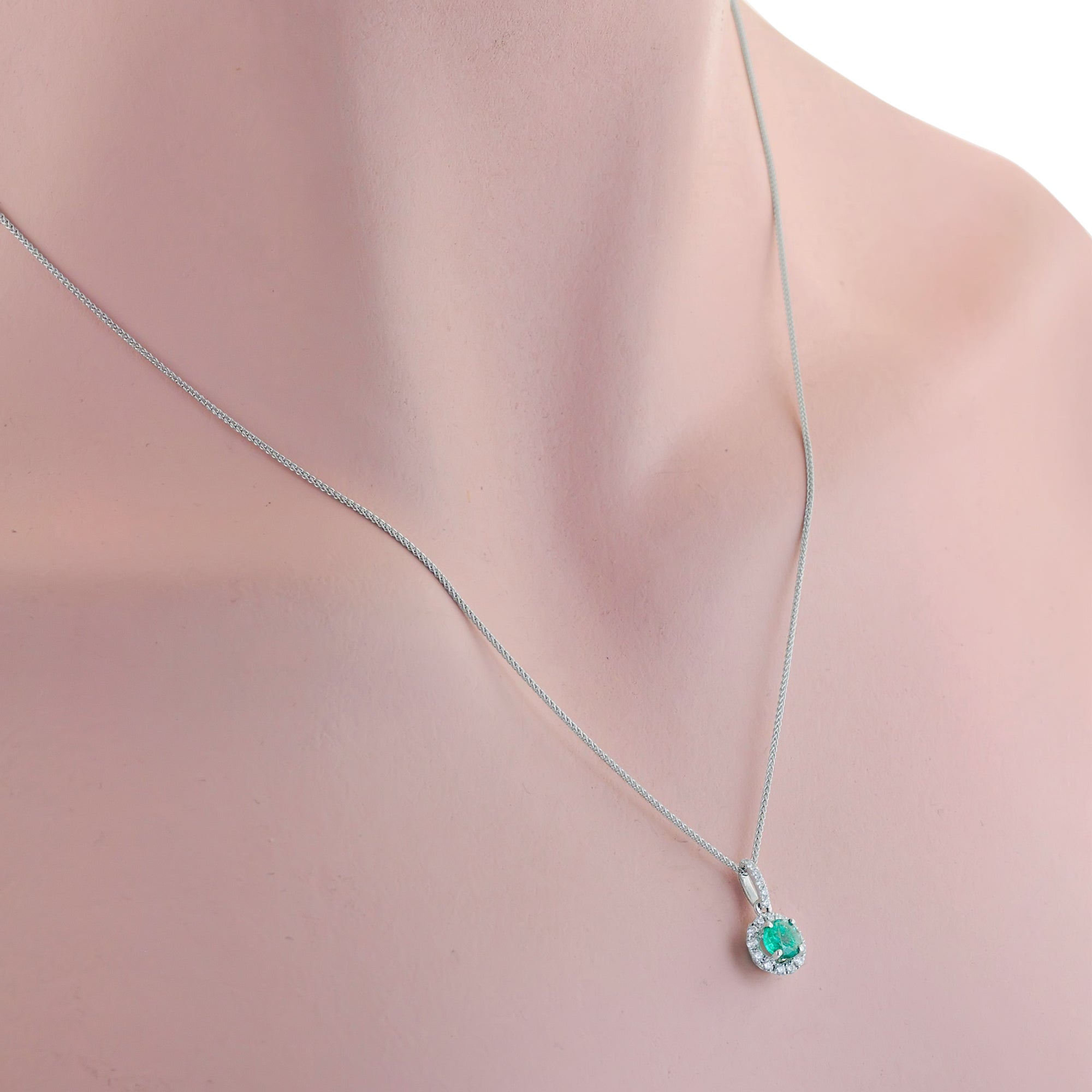 Emerald Halo Necklace in 14kt White Gold with Diamonds (1/17ct tw)