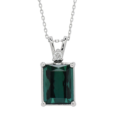 Estate Green Tourmaline Necklace in 14kt White Gold with Diamond (1/20ct)