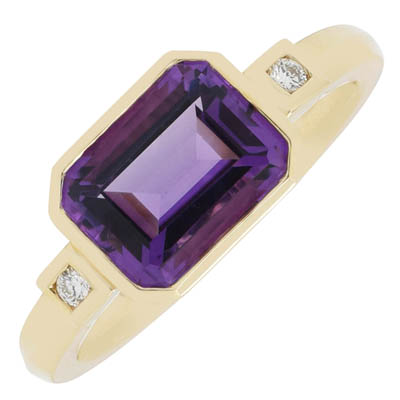 Emerald Cut Amethyst Bezel Ring in 14kt Yellow Gold with Diamonds (1/20ct tw)