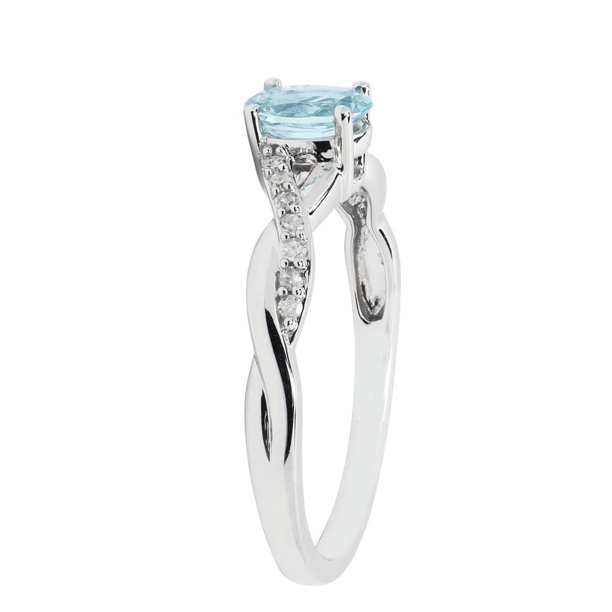 Oval Aquamarine Ring in 10kt White Gold with Diamonds (1/10ct tw)