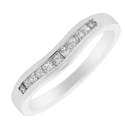 Princess Cut Diamond Curved Band in 14kt White Gold (1/4ct tw)