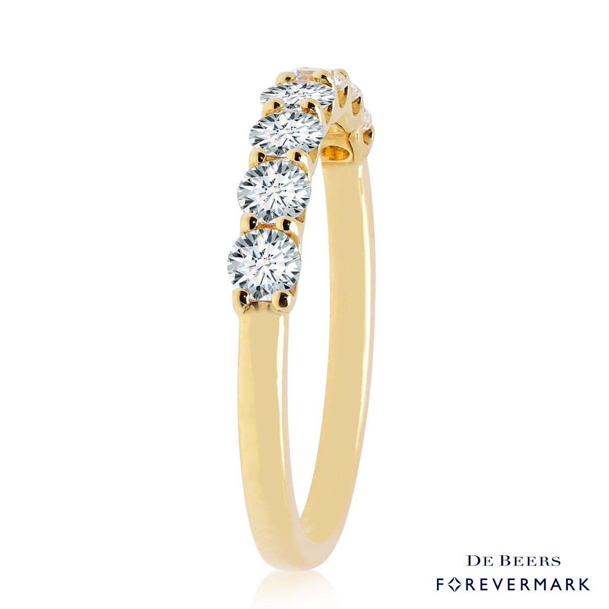De Beers Forevermark Petite Diamond Channel Wedding Band in 18kt Yellow Gold (3/4ct tw)
