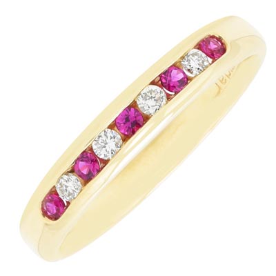 Diamond and Ruby Channel Band in 14kt Yellow Gold (1/10ct tw)