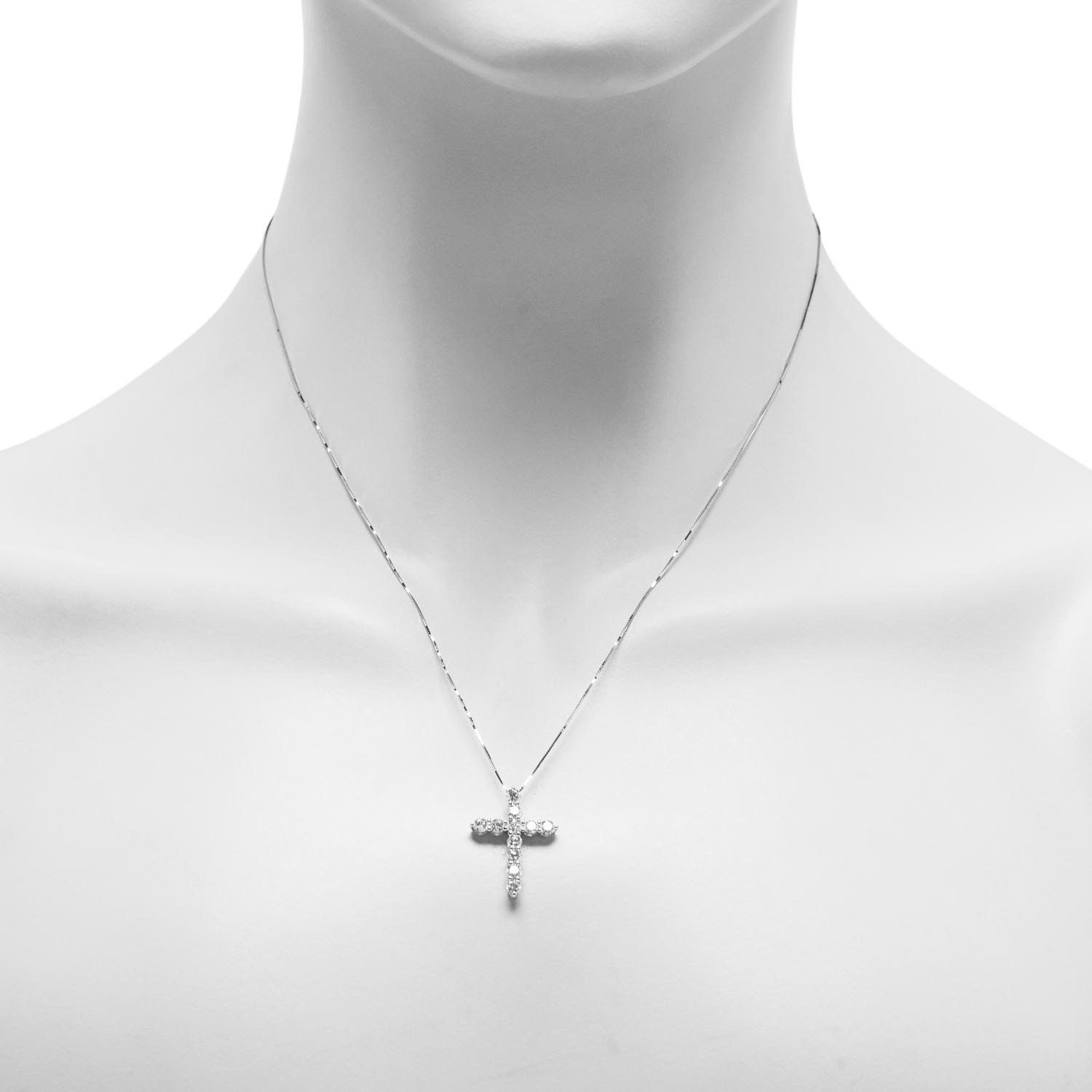 Diamond Cross Necklace in 14kt White Gold (1ct tw)