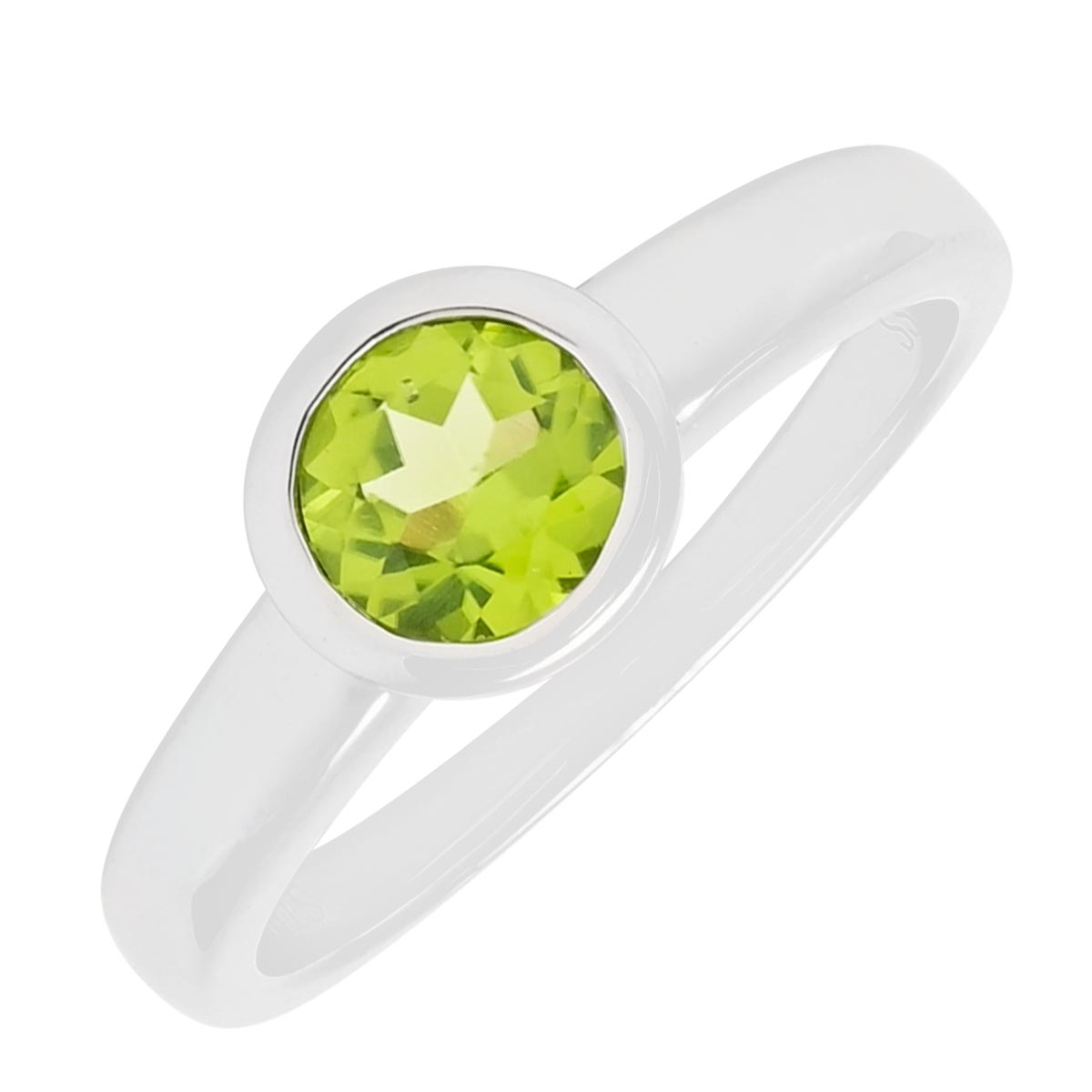 Peridot Bezel Ring in Sterling Silver (size 6.5)