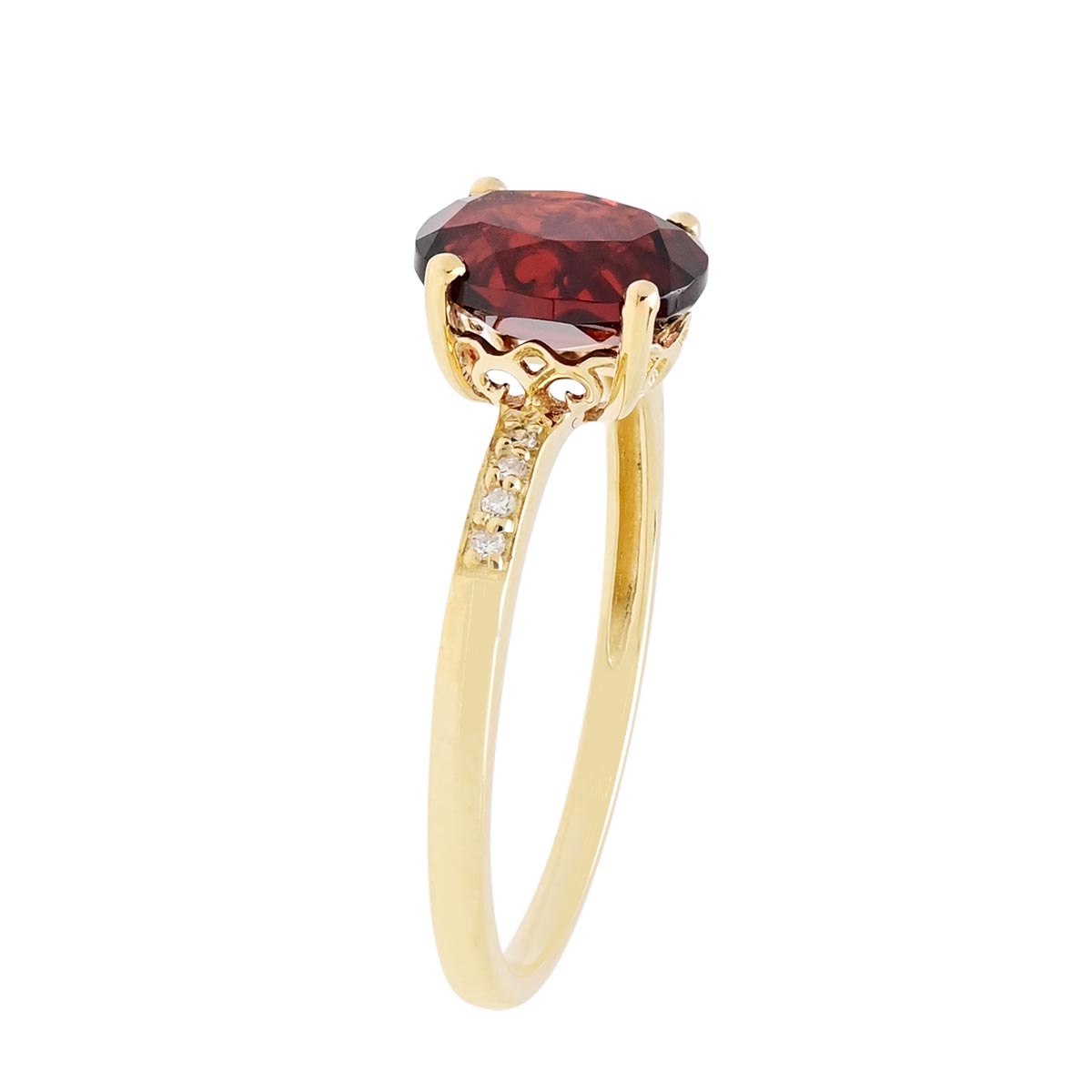 Oval Garnet Ring in 14kt Yellow Gold with Diamonds (.03ct tw)