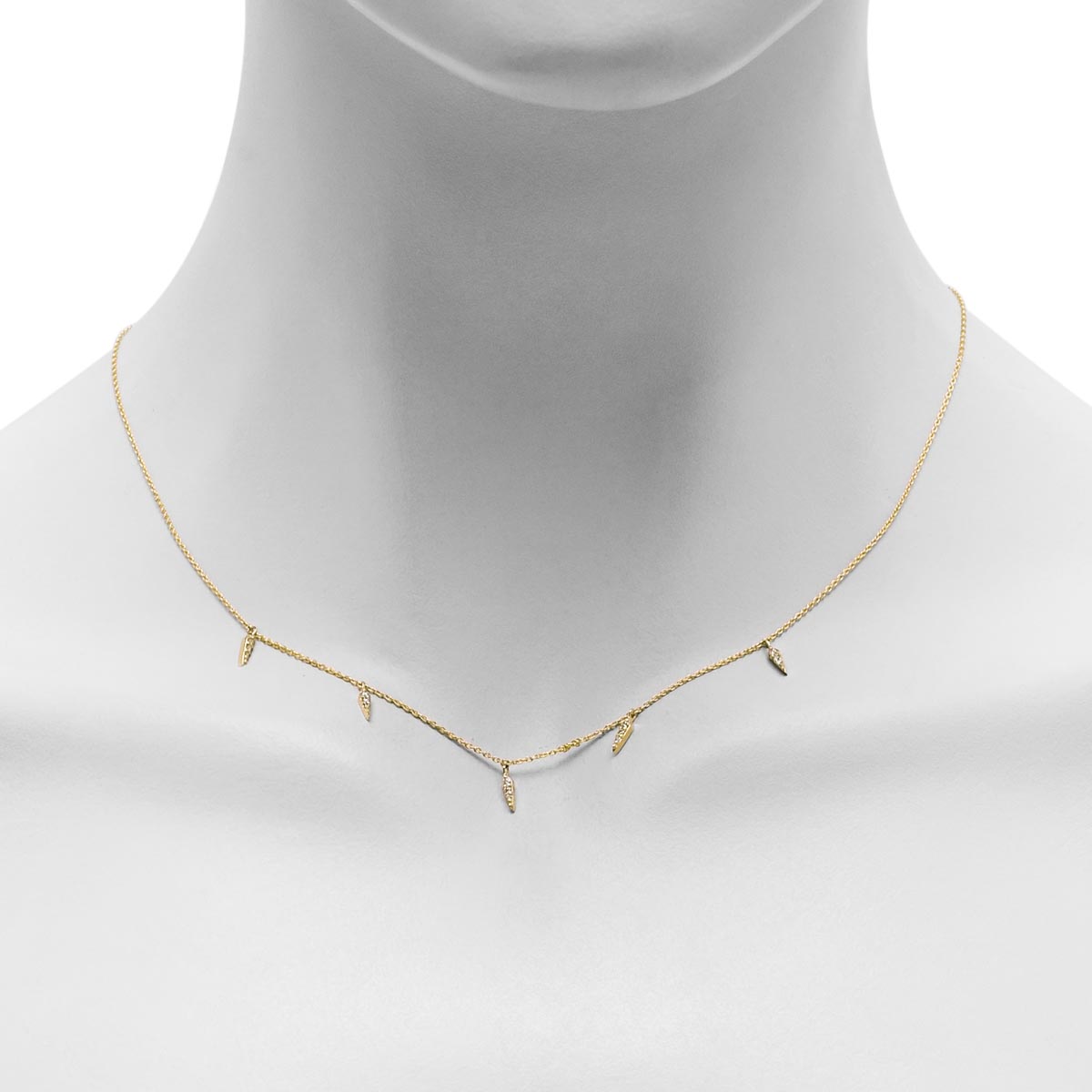Diamond Station Necklace in 14kt Yellow Gold (1/10ct tw)