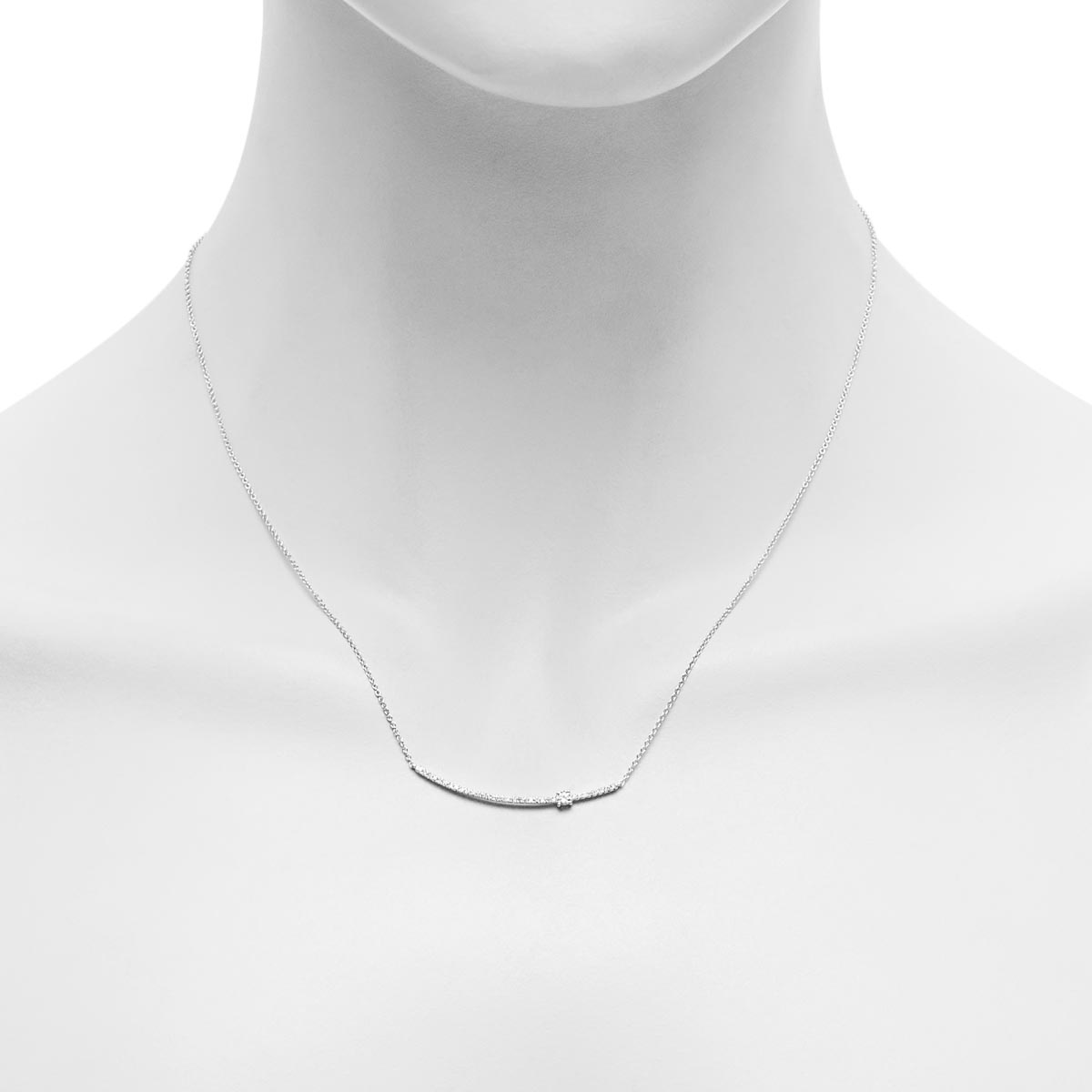 Diamond Curved Bar Necklace in 14kt White Gold (1/7ct tw)