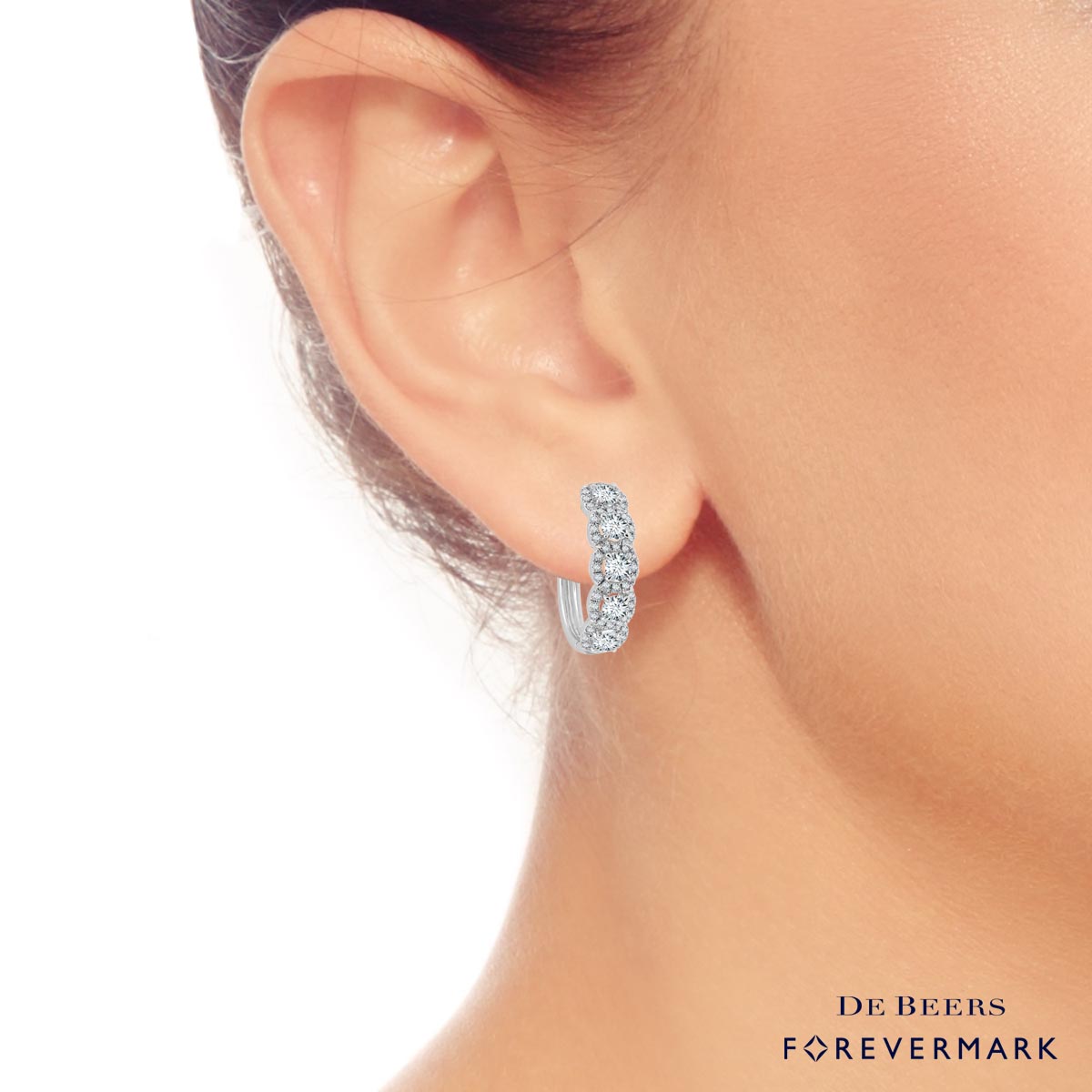 Forevermark Diamond Center of My Universe Hoop Earrings in 18kt White Gold (1 7/8ct tw)