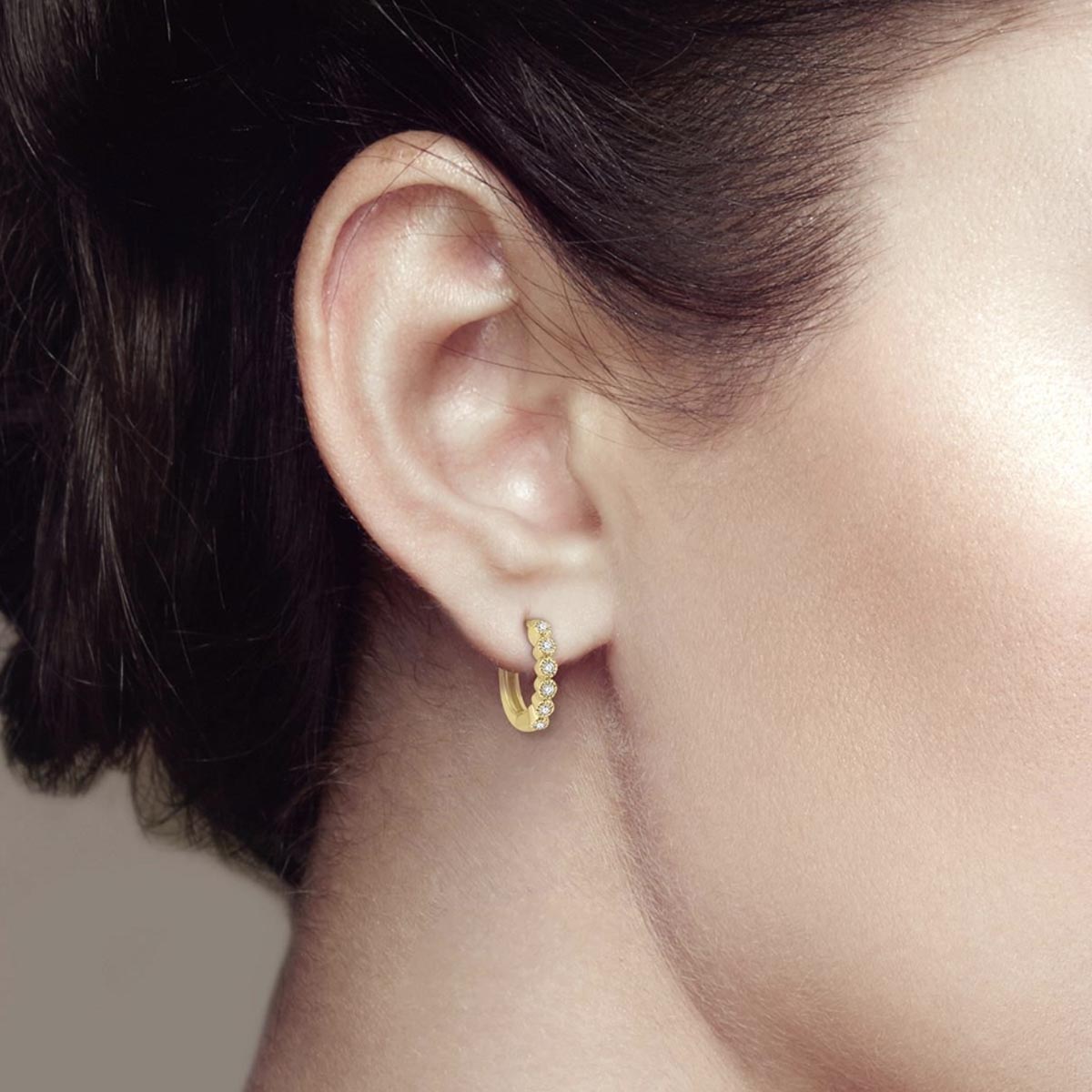 Diamond Huggie Hoop Earrings in 10kt Yellow Gold (1/10ct tw)