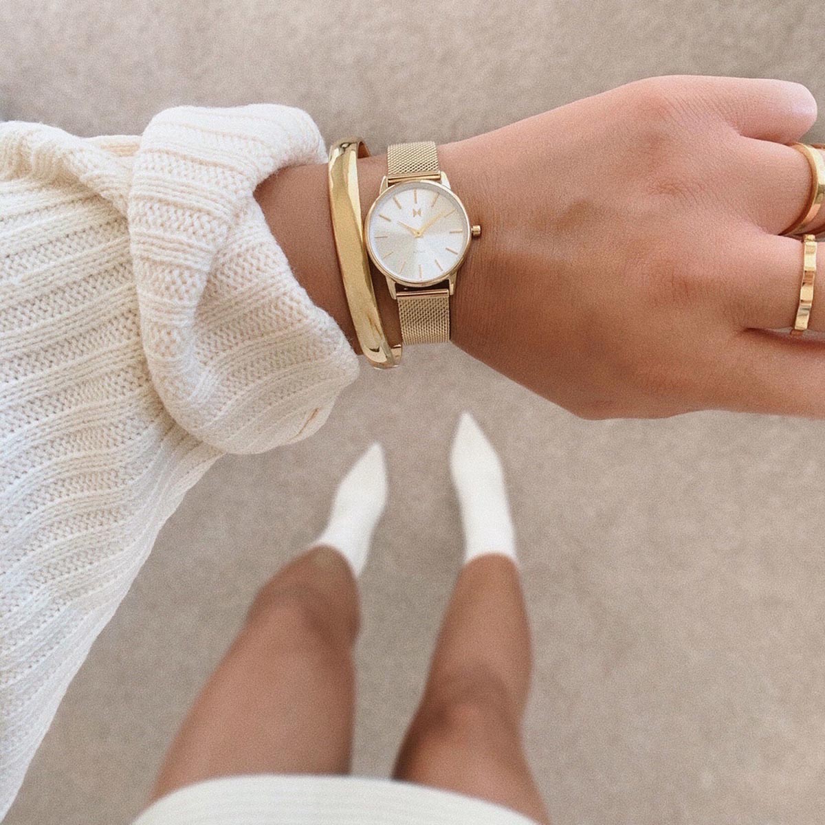 MVMT Avenue Womens Watch with White Dial and Yellow Gold Toned Stainless Steel Mesh Bracelet (quartz movement)