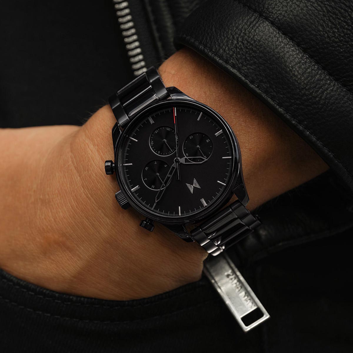 MVMT Airhawk Mens Watch with Black Dial and Black Ionic Plated Stainless Steel Bracelet (quartz movement)