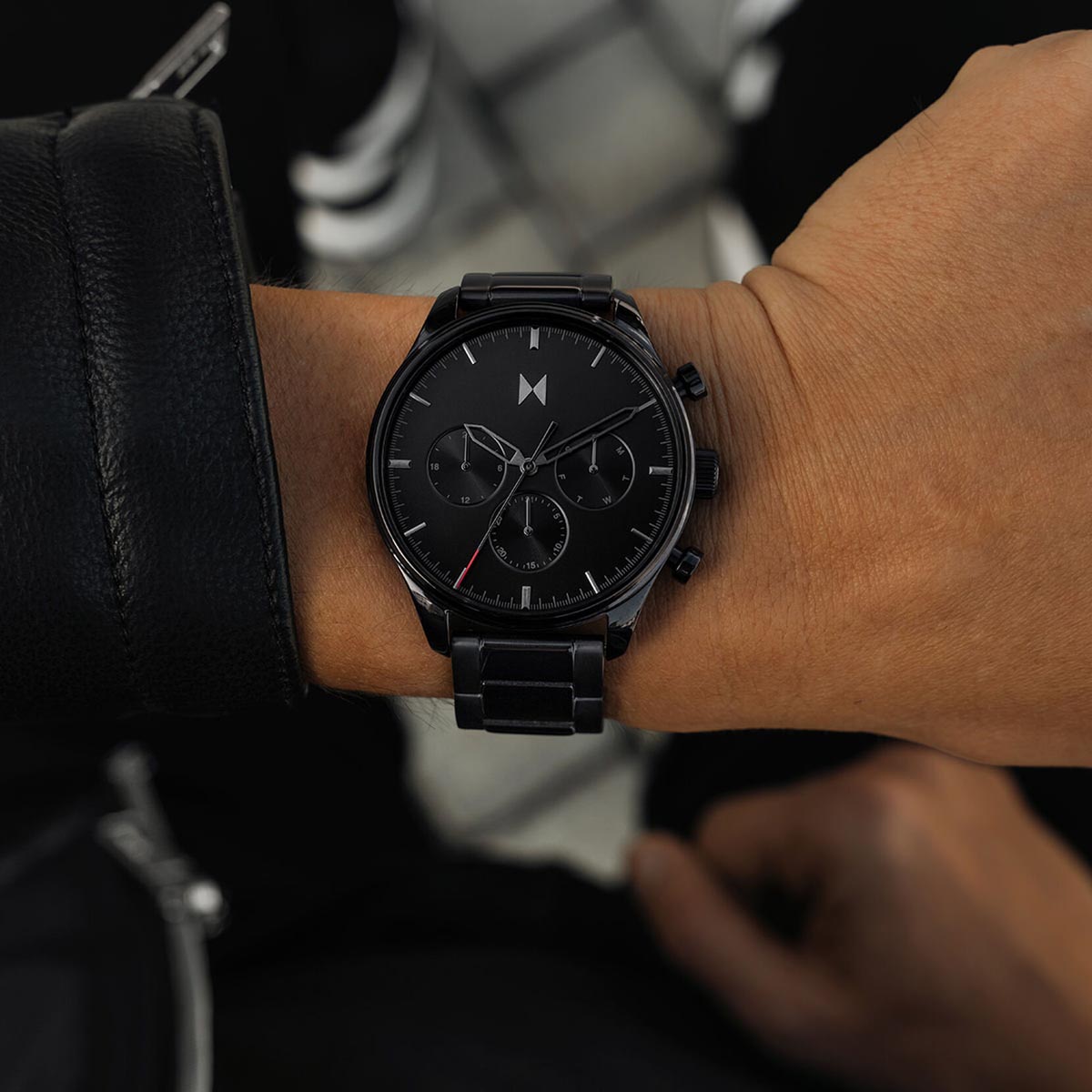 MVMT Airhawk Mens Watch with Black Dial and Black Ionic Plated Stainless Steel Bracelet (quartz movement)