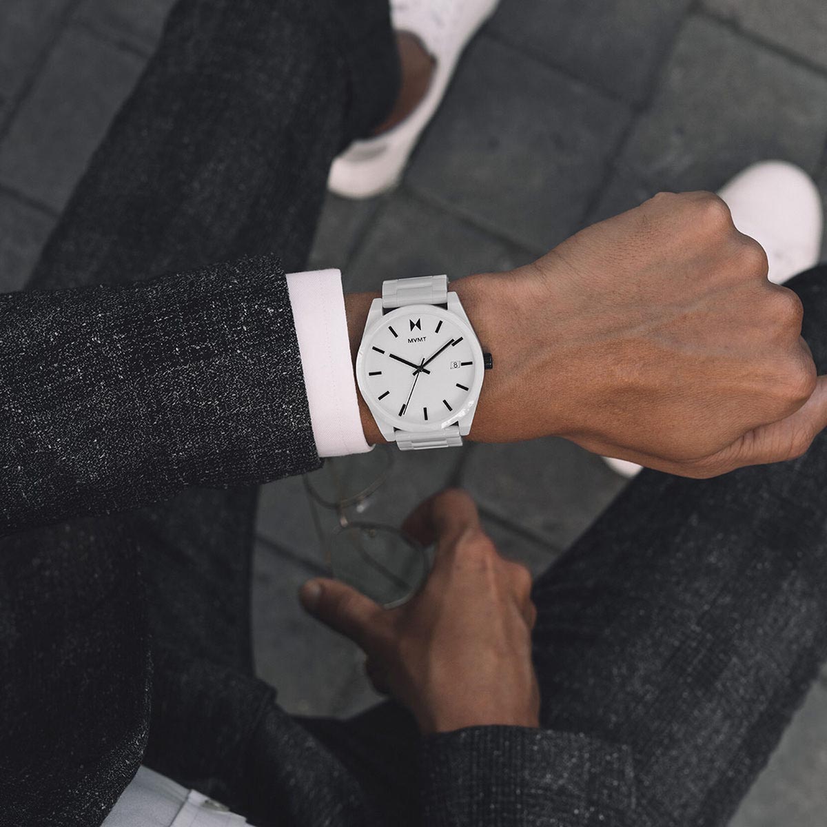 MVMT Element Mens Watch with White Dial and White Ceramic Bracelet (quartz movement)