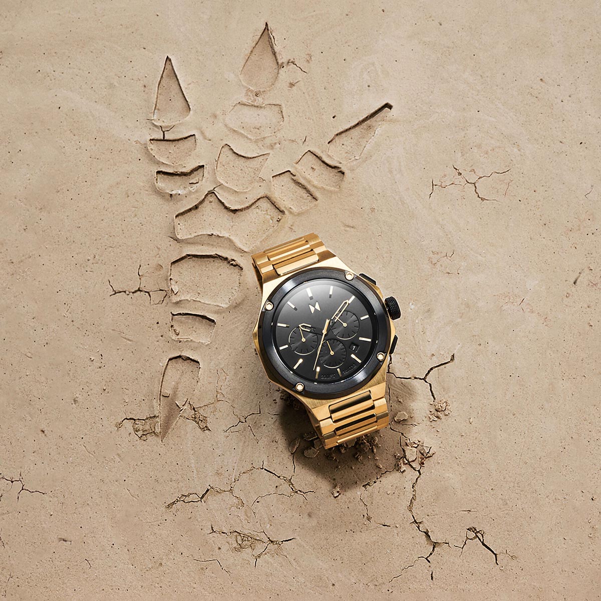 MVMT Raptor Mens Chronograph Watch with Black Dial and Gold Toned Stainless Steel Bracelet (quartz movement)