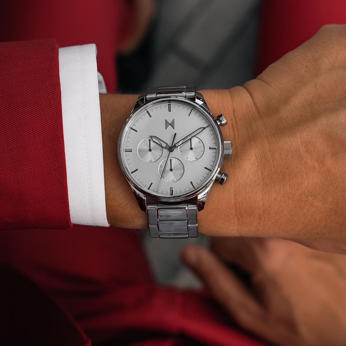 MVMT Airhawk Mens Watch with White Dial and Stainless Steel Bracelet (quartz movement)