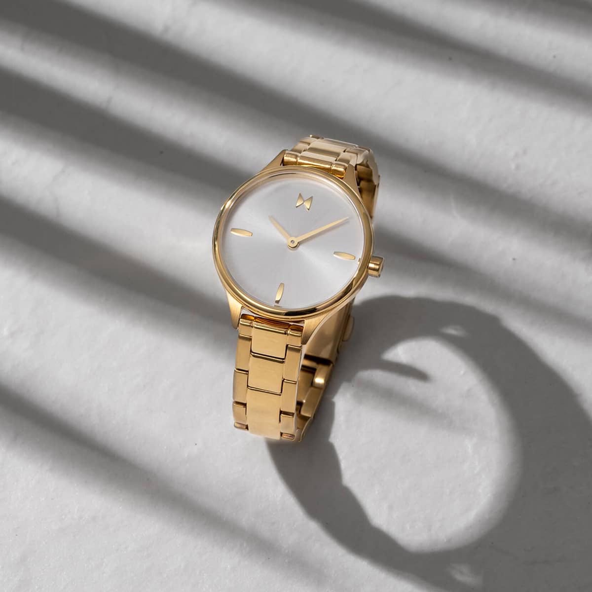 MVMT Reina Womens Watch with White Dial and Gold Toned Ionic Plated Stainless Steel Bracelet (quartz movement)