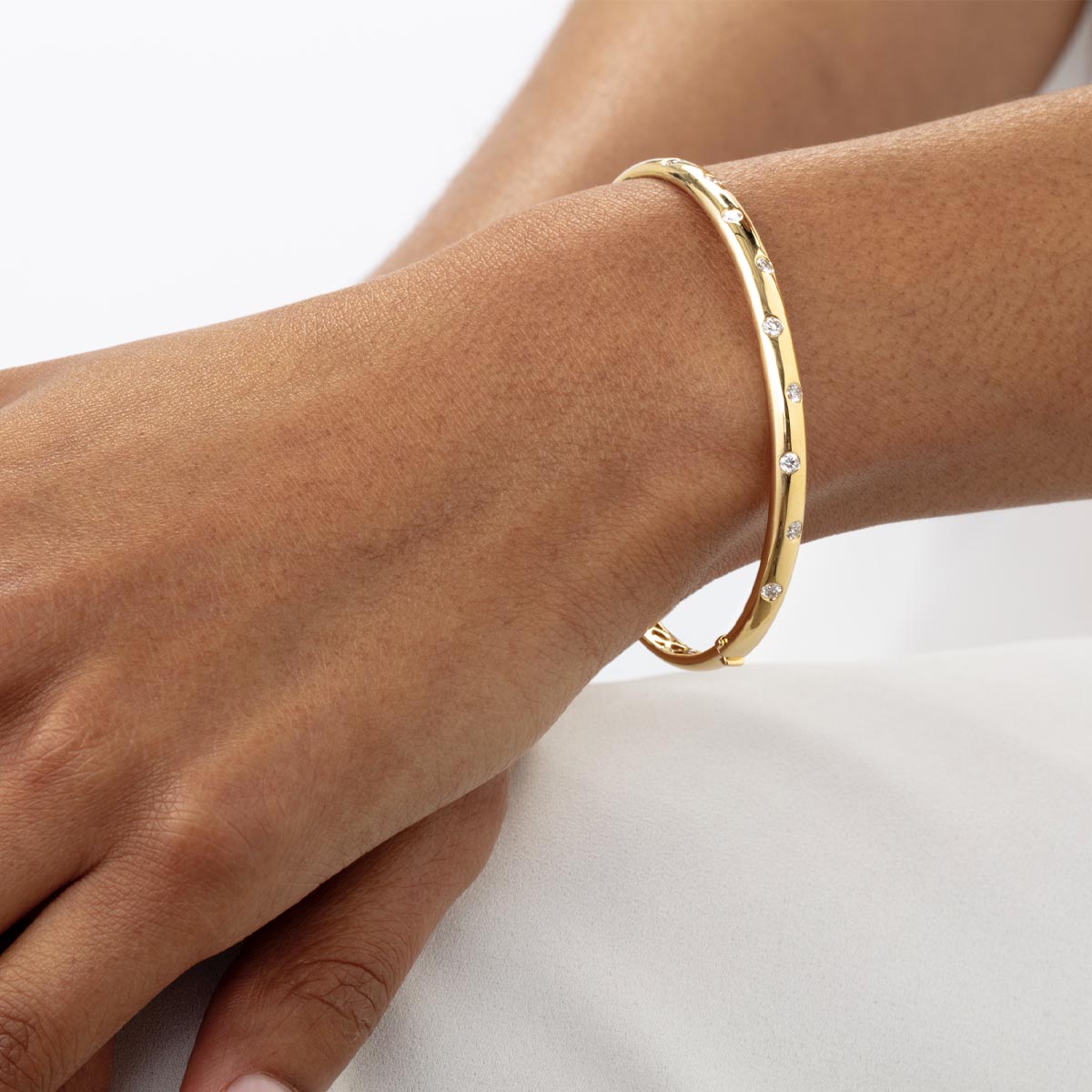 Memoire Gypsy Diamond Bangle in 18kt Yellow Gold (1/2ct tw)