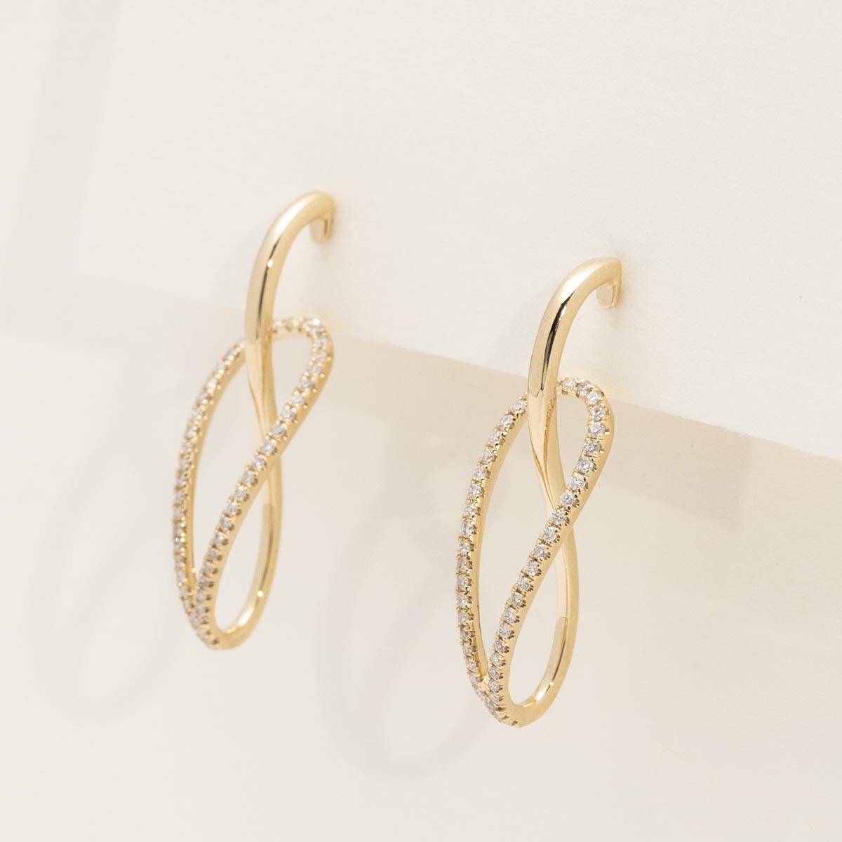 Diamond Twist Knot Earrings in 14kt Yellow Gold (3/8ct tw)