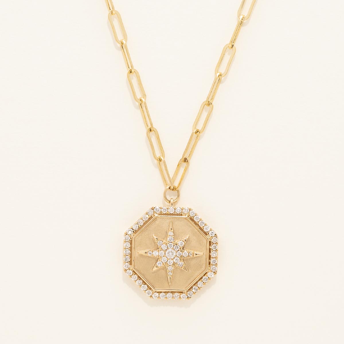 Diamond Medallion Necklace in 14kt Yellow Gold (1/2t tw)