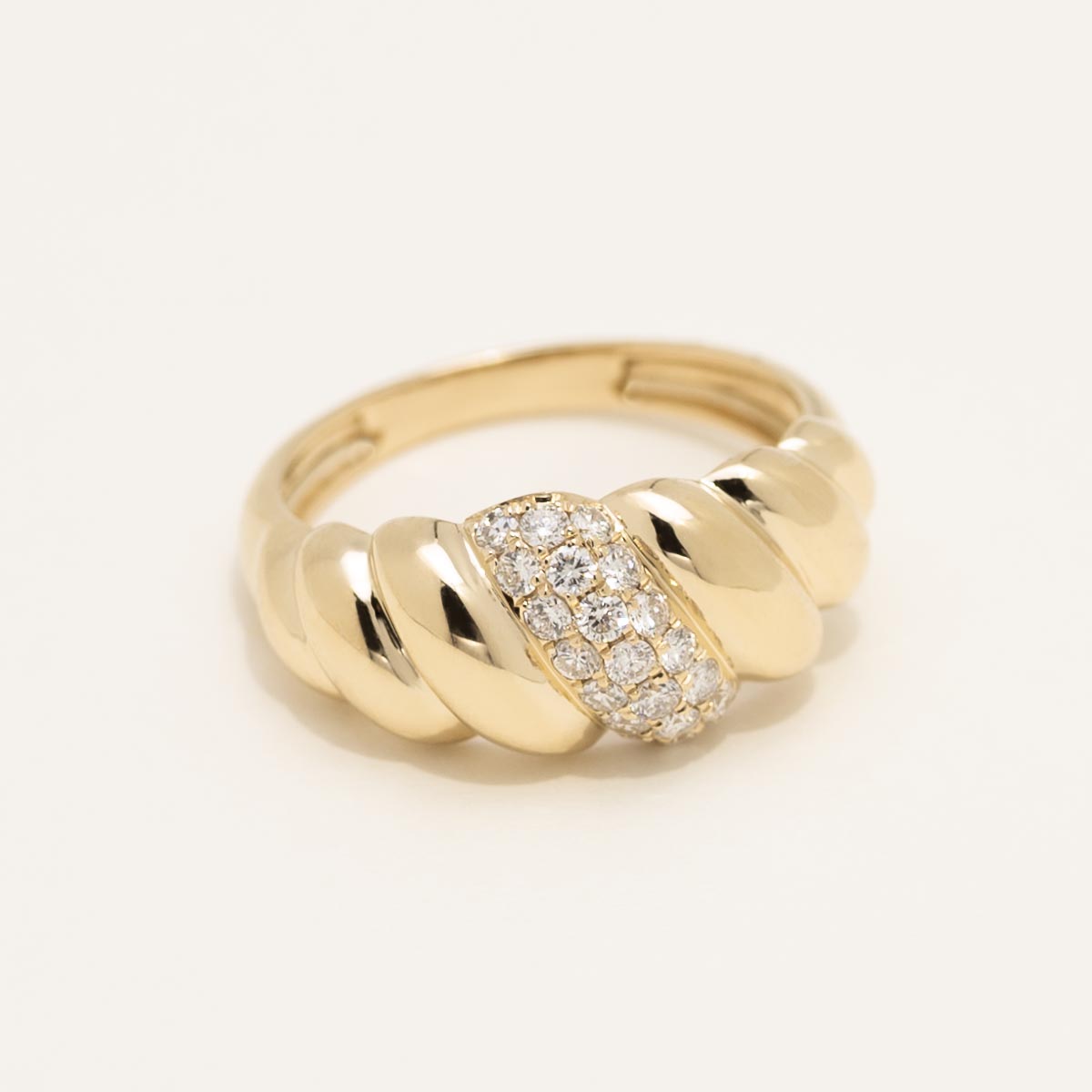 Diamond Croissant Ring in 14kt Yellow Gold (1/3ct tw)