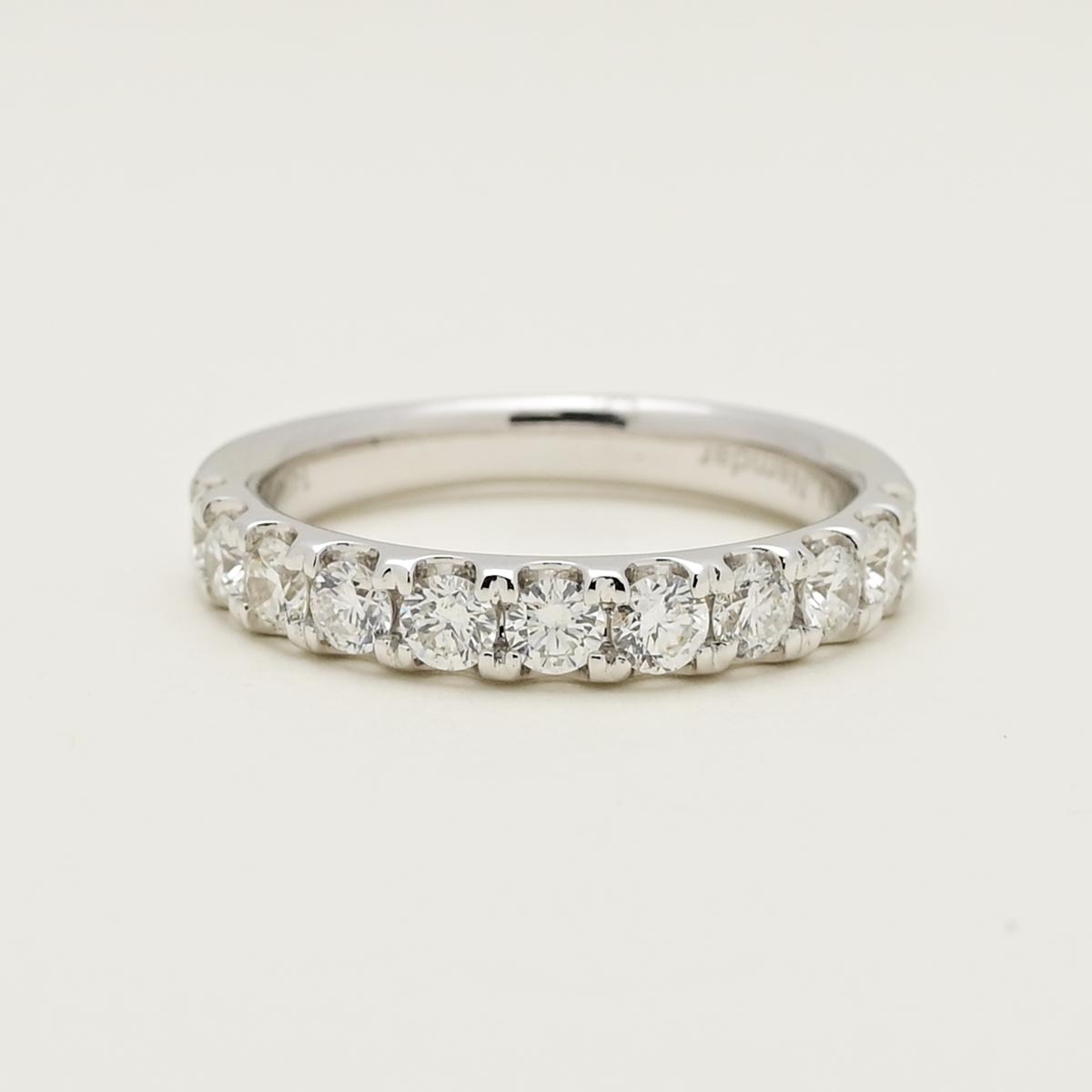 Comfort Fit Diamond Wedding Band in 14kt White Gold (1ct tw)