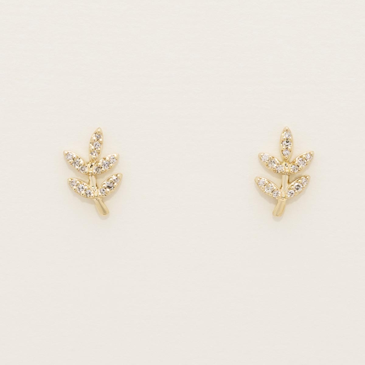 Diamond Petite Leaf Stud Earrings in 10kt Yellow Gold (1/10ct tw)