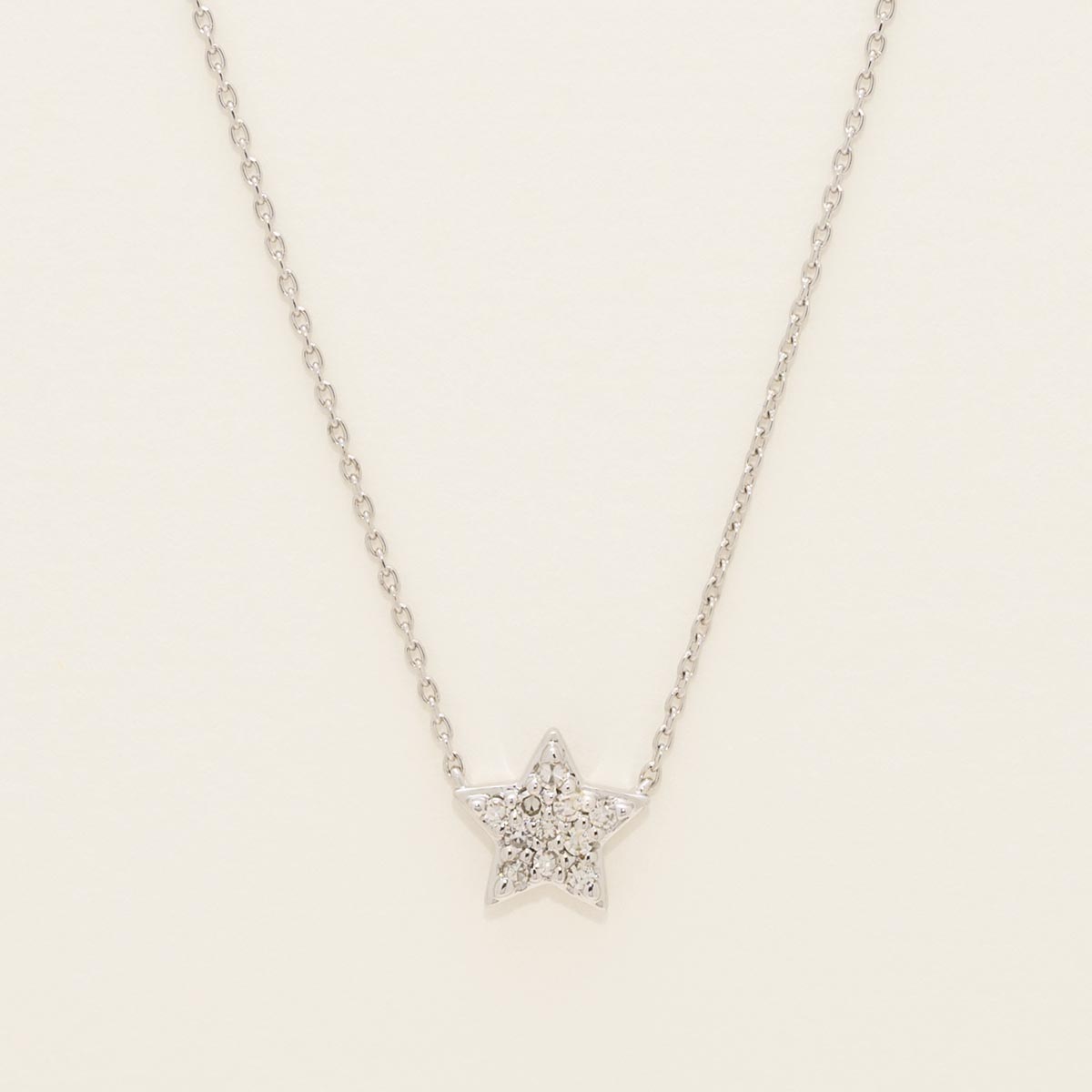 Diamond Star Petite Fashion Necklace in 10kt White Gold (1/10ct tw)