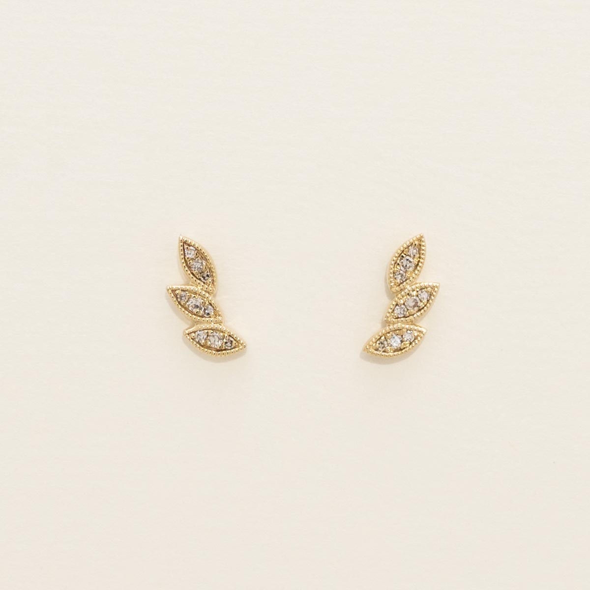 Diamond Petite Leaf Fashion Earrings in 10kt Yellow Gold (1/10ct tw)