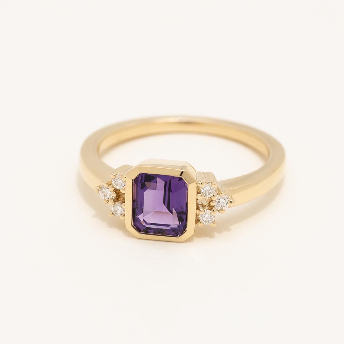 Emerald Cut Amethyst Ring in 14kt Yellow Gold with Diamond (1/10ct tw)