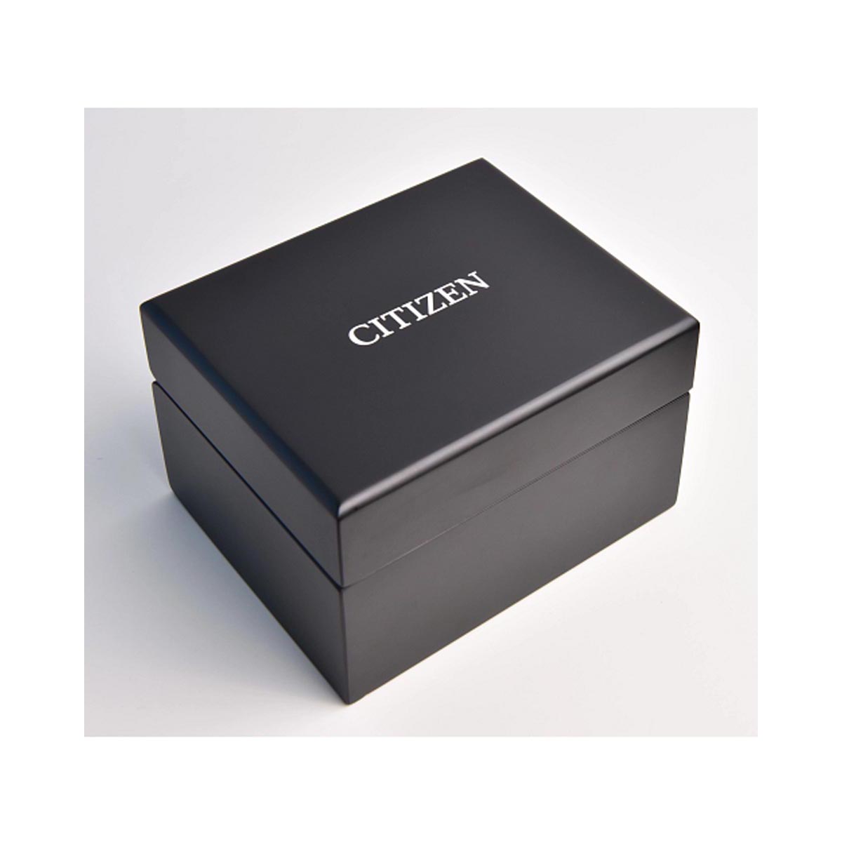 Citizen Series8 800 GMT Mens Watch with Black Dial and Stainless Steel Bracelet (automatic movement)