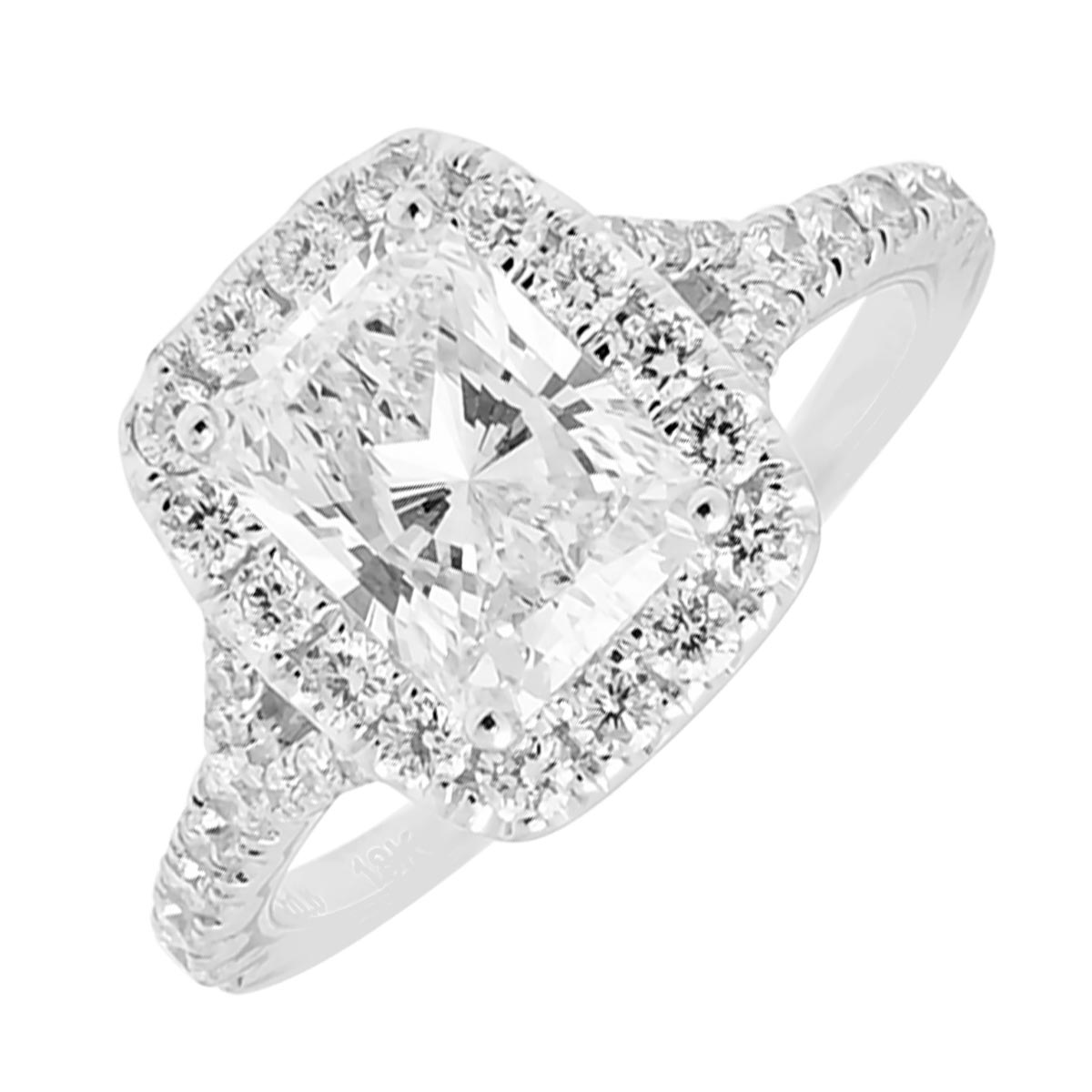 Radiant Cut Diamond Halo Engagement Ring in 18kt White Gold (2ct tw)