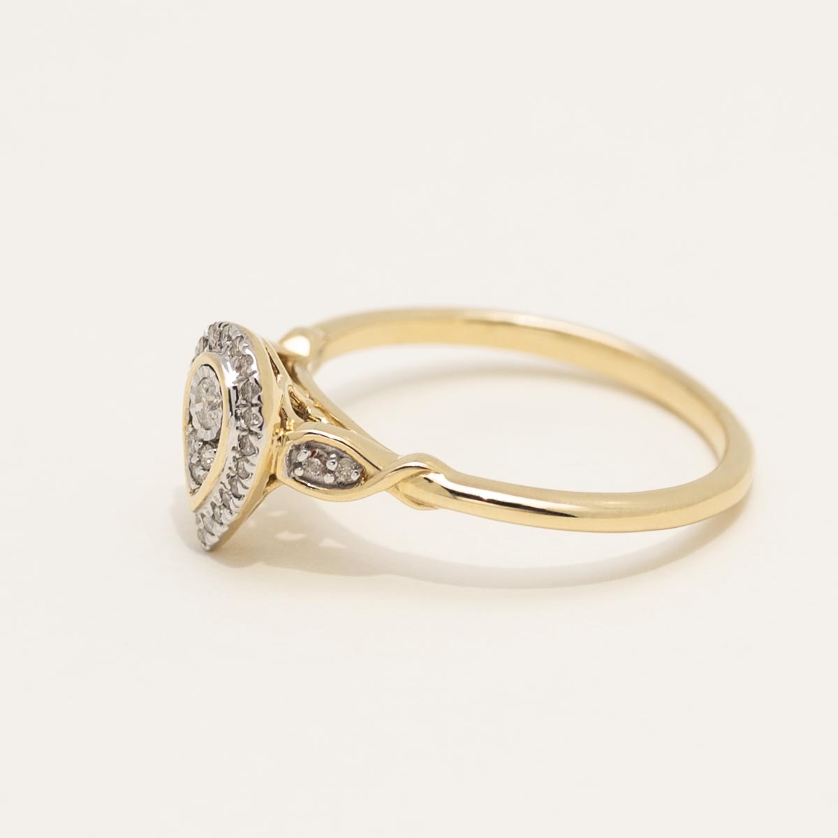 Diamond Pear Shaped Ring in 14kt Yellow Gold (1/7ct tw)