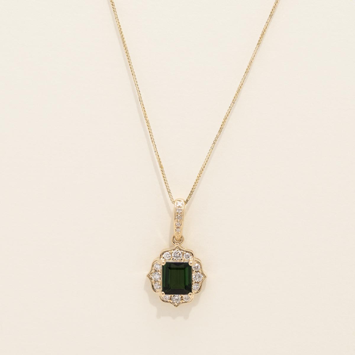 Maine Green Tourmaline Emerald Cut Halo Necklace in 14kt Yellow Gold with Diamonds (1/5ct tw)