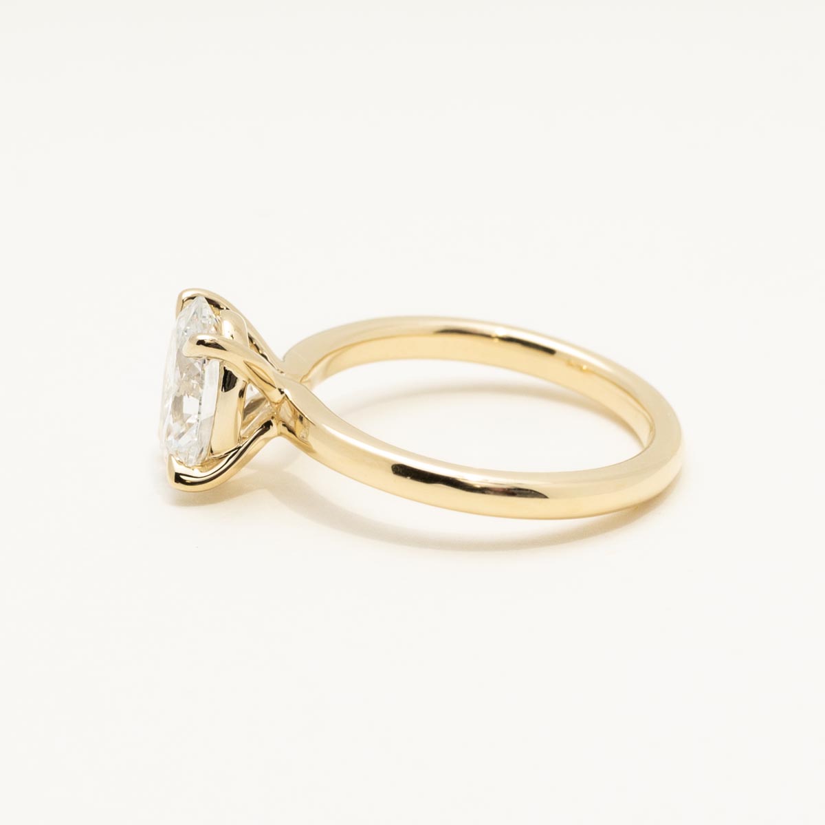 Lab Grown Oval Diamond Solitaire Engagement Ring in 14kt Yellow Gold (2ct tw)