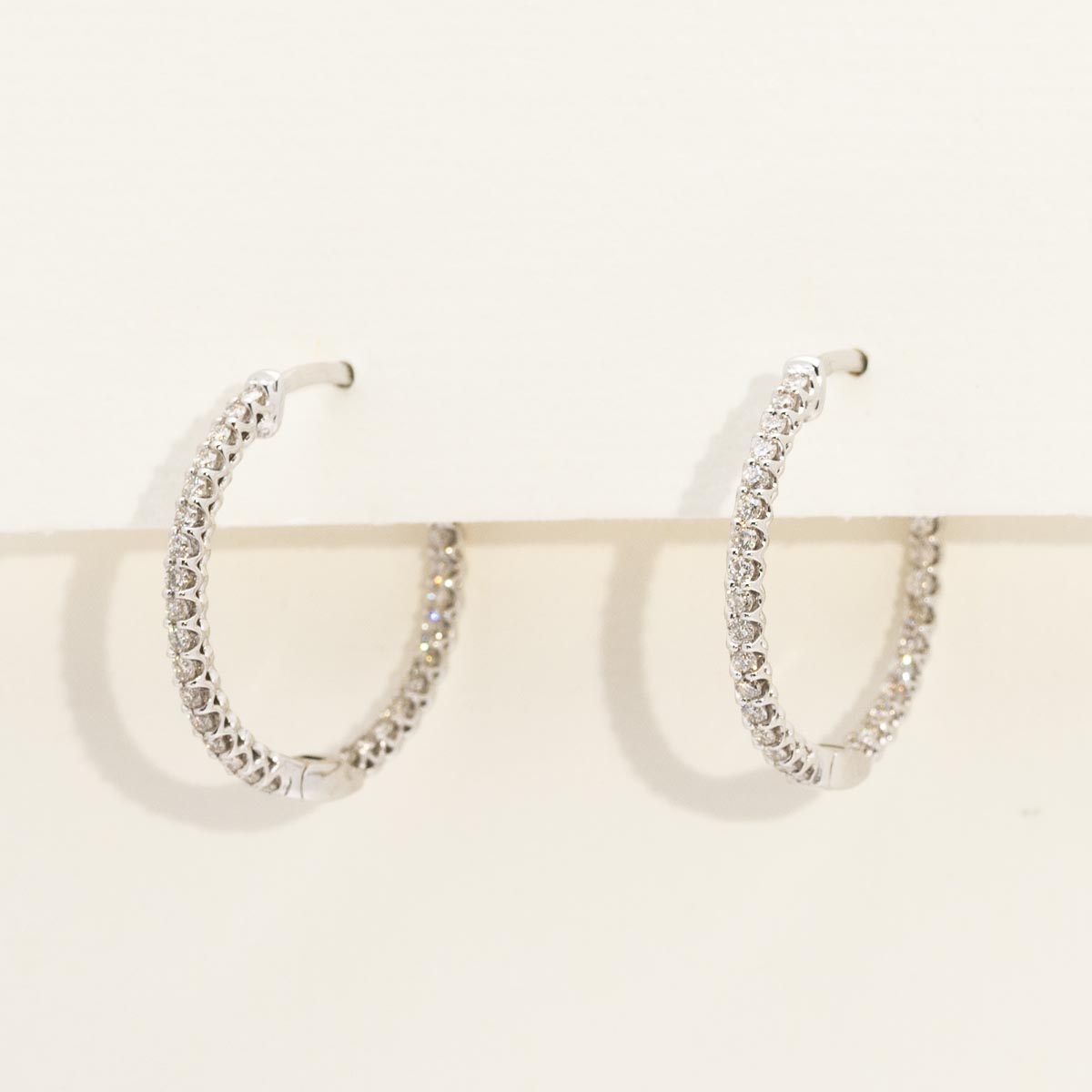 Diamond Inside Out Hoop Earrings in 14kt White Gold (1/2ct tw)