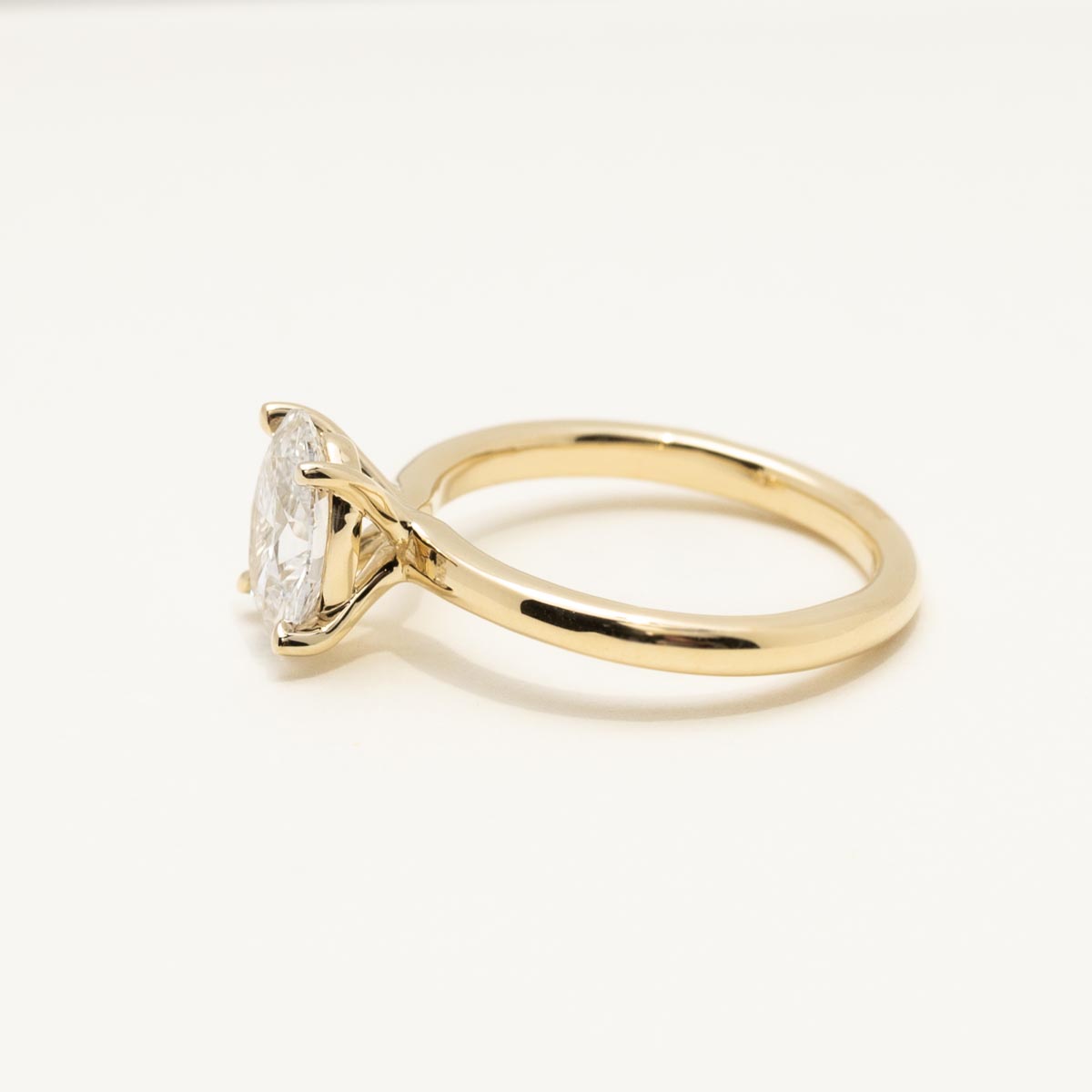 Lab Grown Oval Diamond Solitaire Engagement Ring in 14kt Yellow Gold (1 1/2ct)