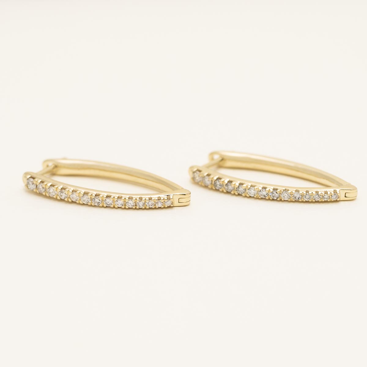 Diamond V Hoop Earrings in 10kt Yellow Gold (1/4ct tw)