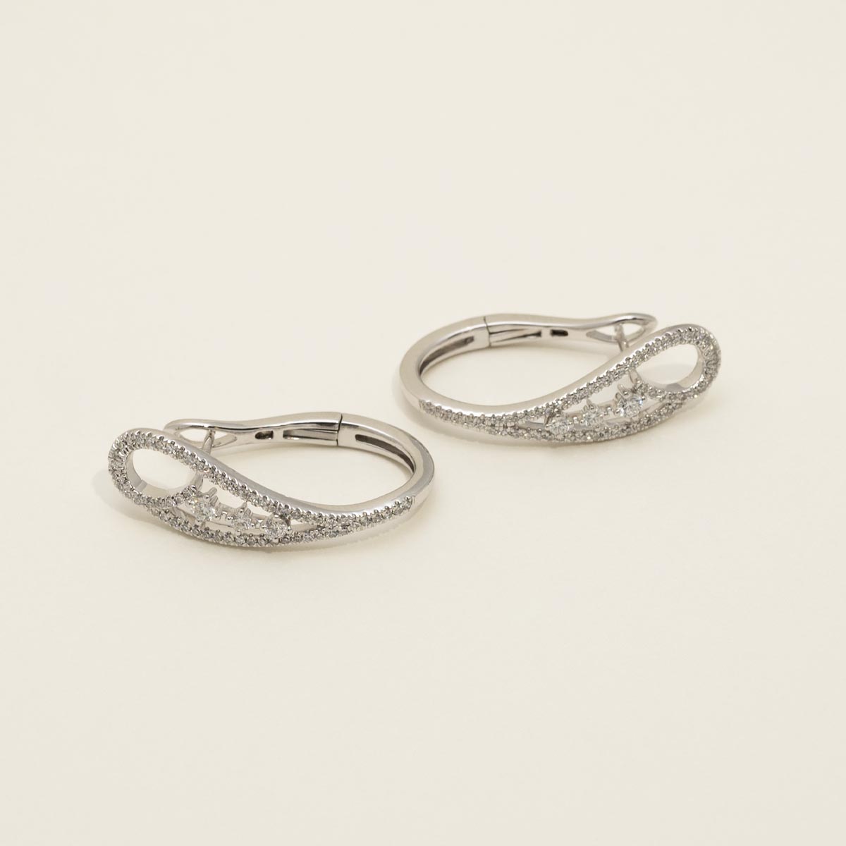 Dabakarov Diamond Hoop Earrings in 14kt White Gold (1/2ct tw)